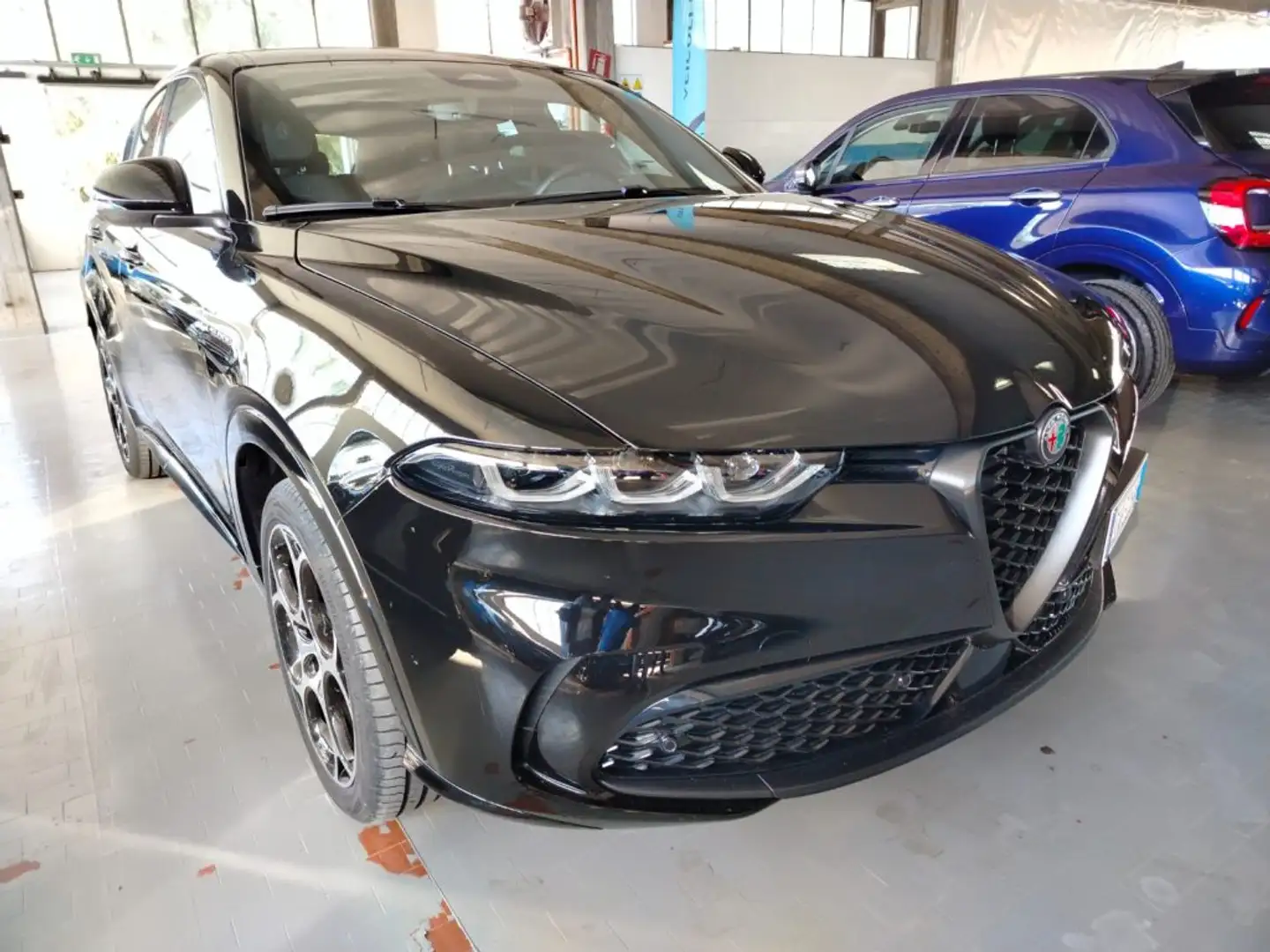 Alfa Romeo Tonale 1.3 280cv PHEV AT6 Q4 Veloce Nero - 2