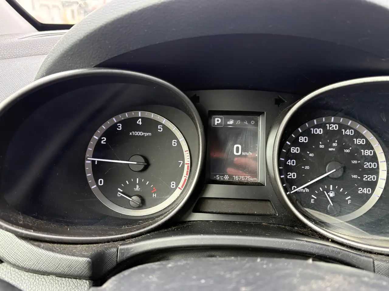 Hyundai SANTA FE снимка Hyundai SANTA FE