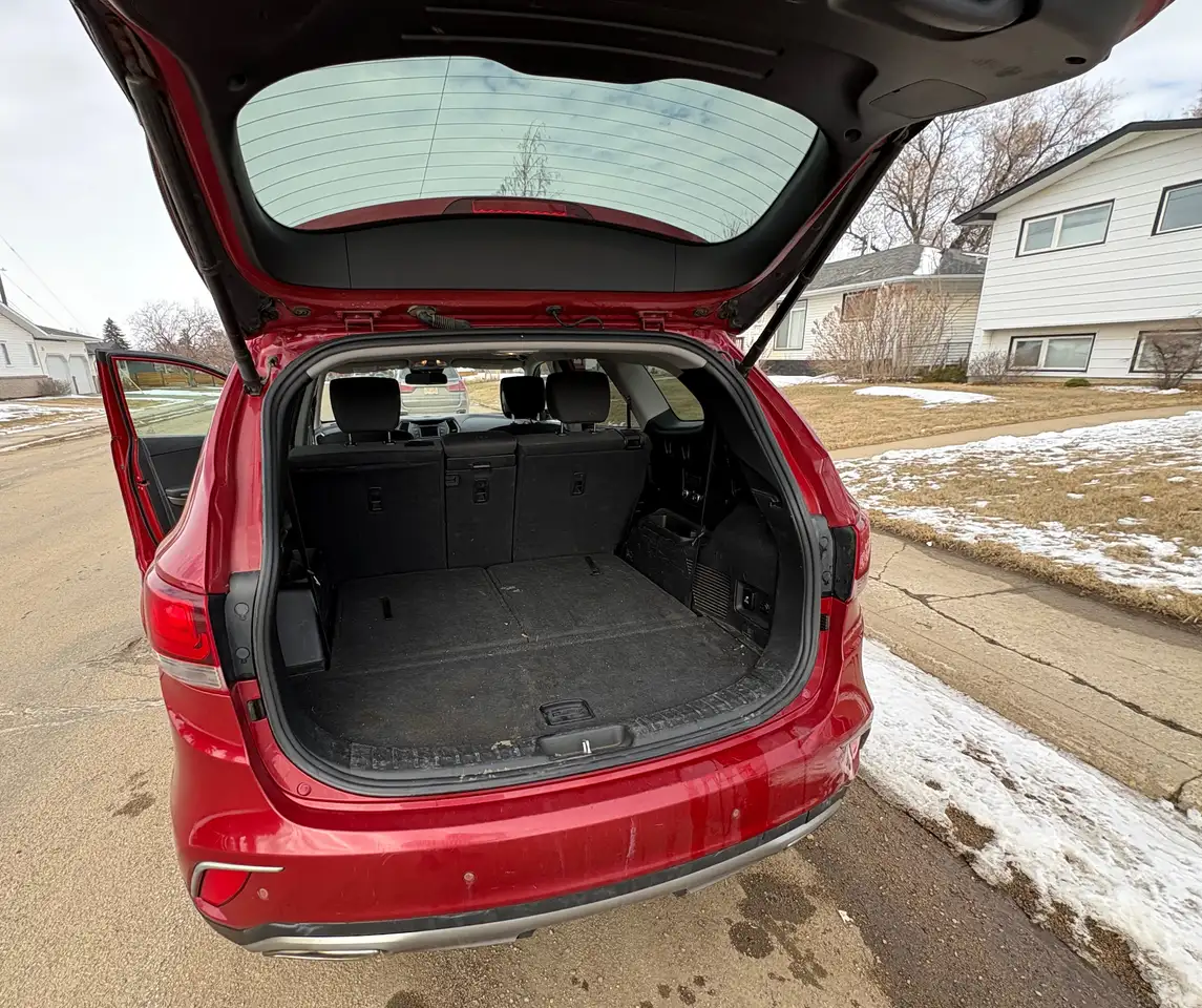 Hyundai SANTA FE снимка Hyundai SANTA FE