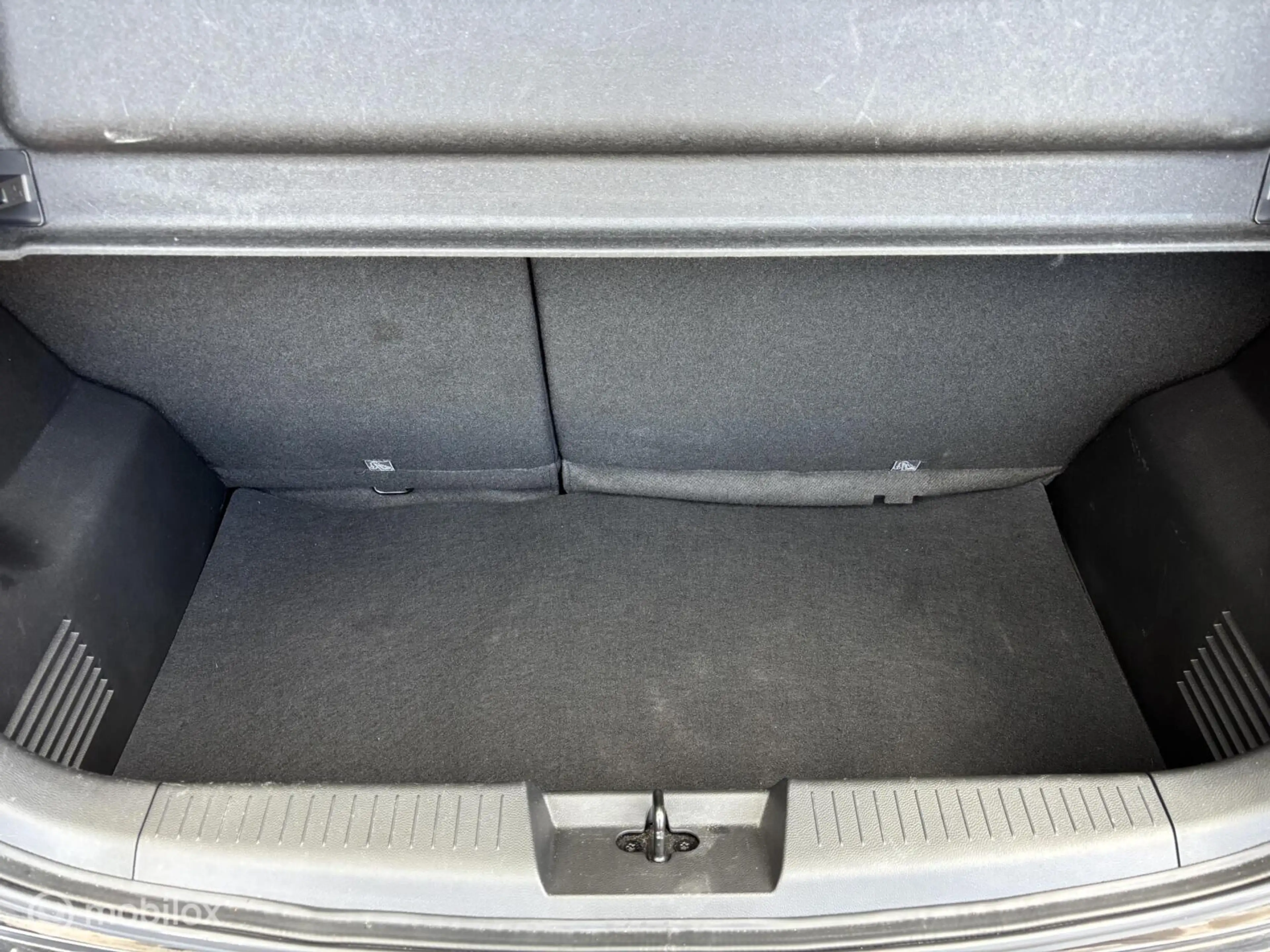 Opel Karl 1.0i Cosmo ECC Cruise LMV PDC Bl.tooth Privacy gla — photo 30