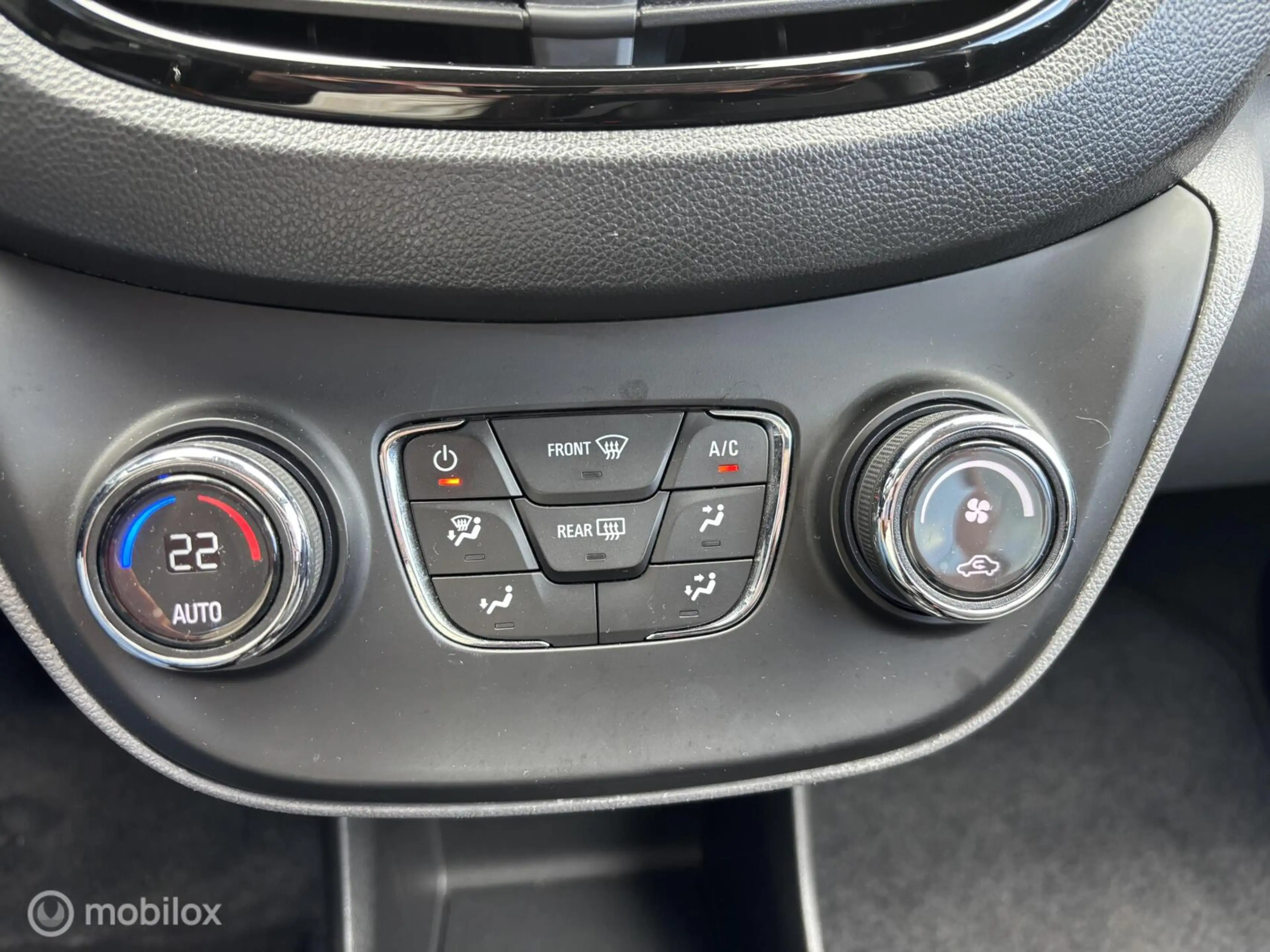 Opel Karl 1.0i Cosmo ECC Cruise LMV PDC Bl.tooth Privacy gla — photo 10