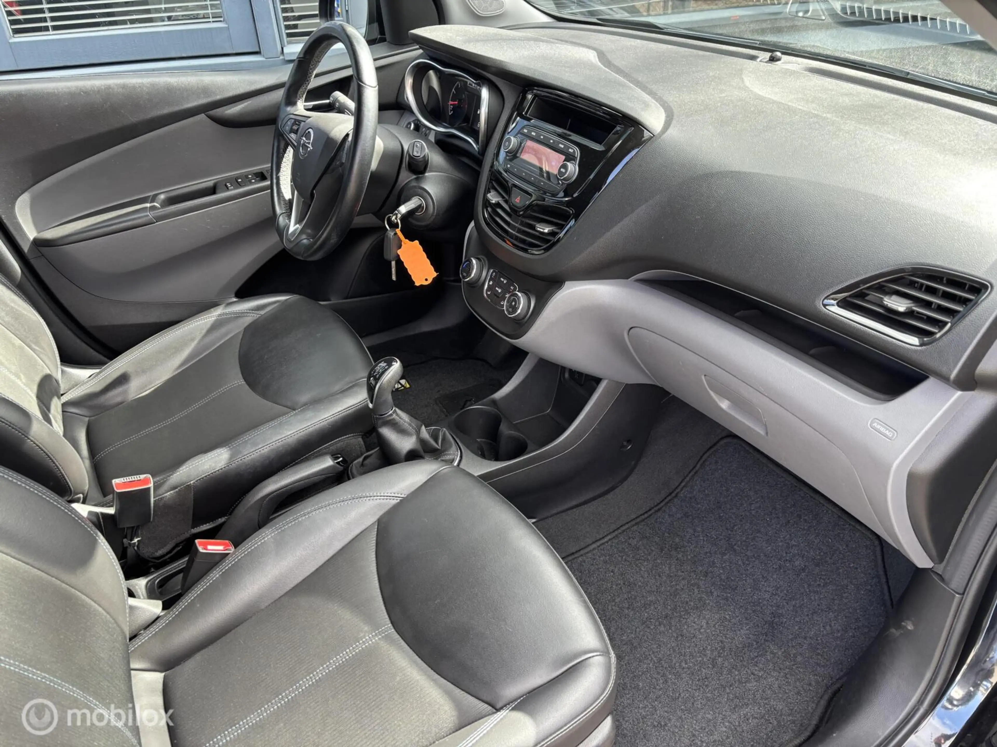 Opel Karl 1.0i Cosmo ECC Cruise LMV PDC Bl.tooth Privacy gla — photo 6
