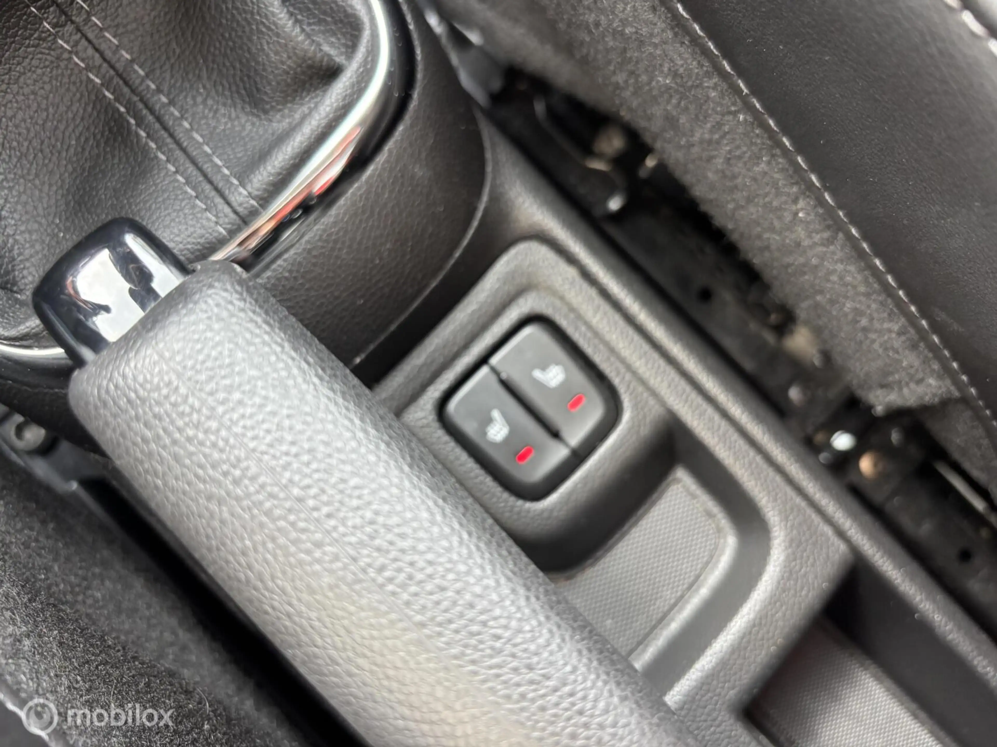 Opel Karl 1.0i Cosmo ECC Cruise LMV PDC Bl.tooth Privacy gla — photo 17