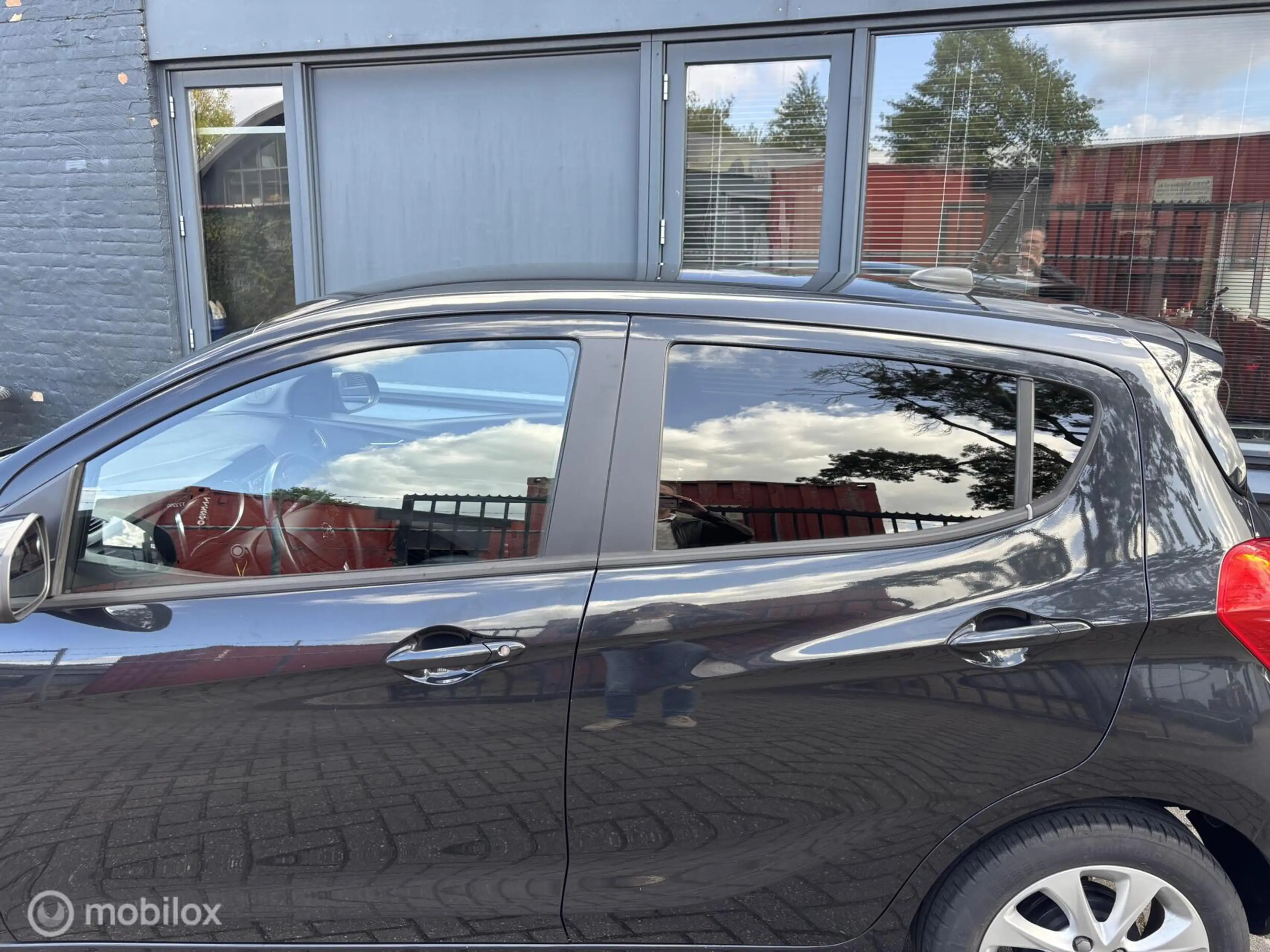 Opel Karl 1.0i Cosmo ECC Cruise LMV PDC Bl.tooth Privacy gla — photo 22