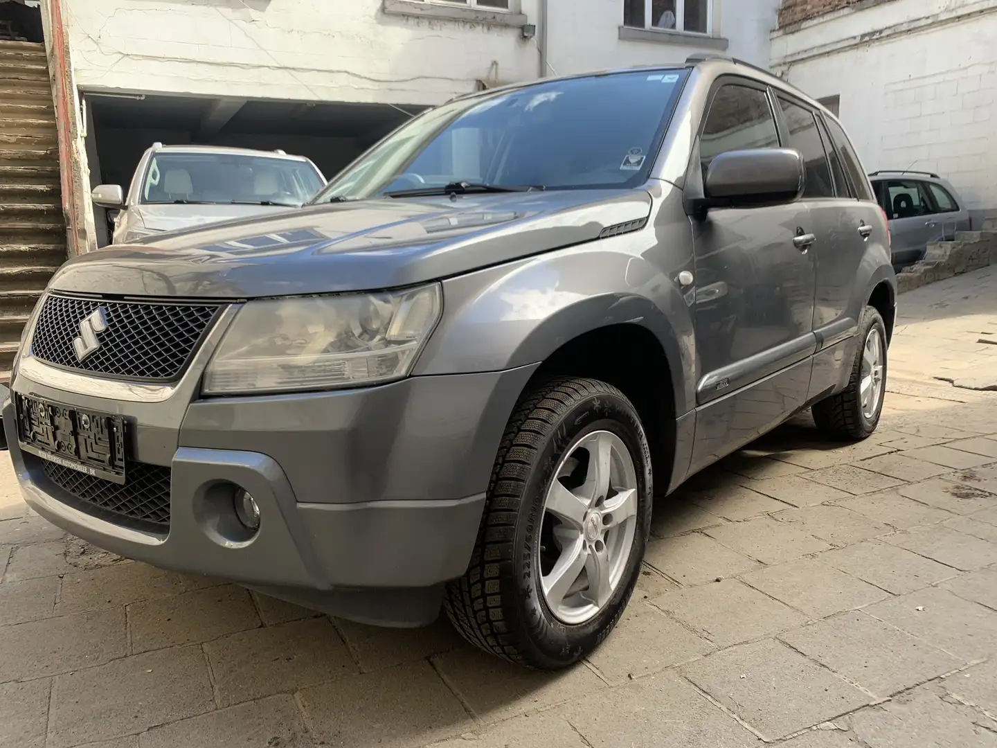 Suzuki Grand Vitara 2.0 Automatik Comfort + - 1