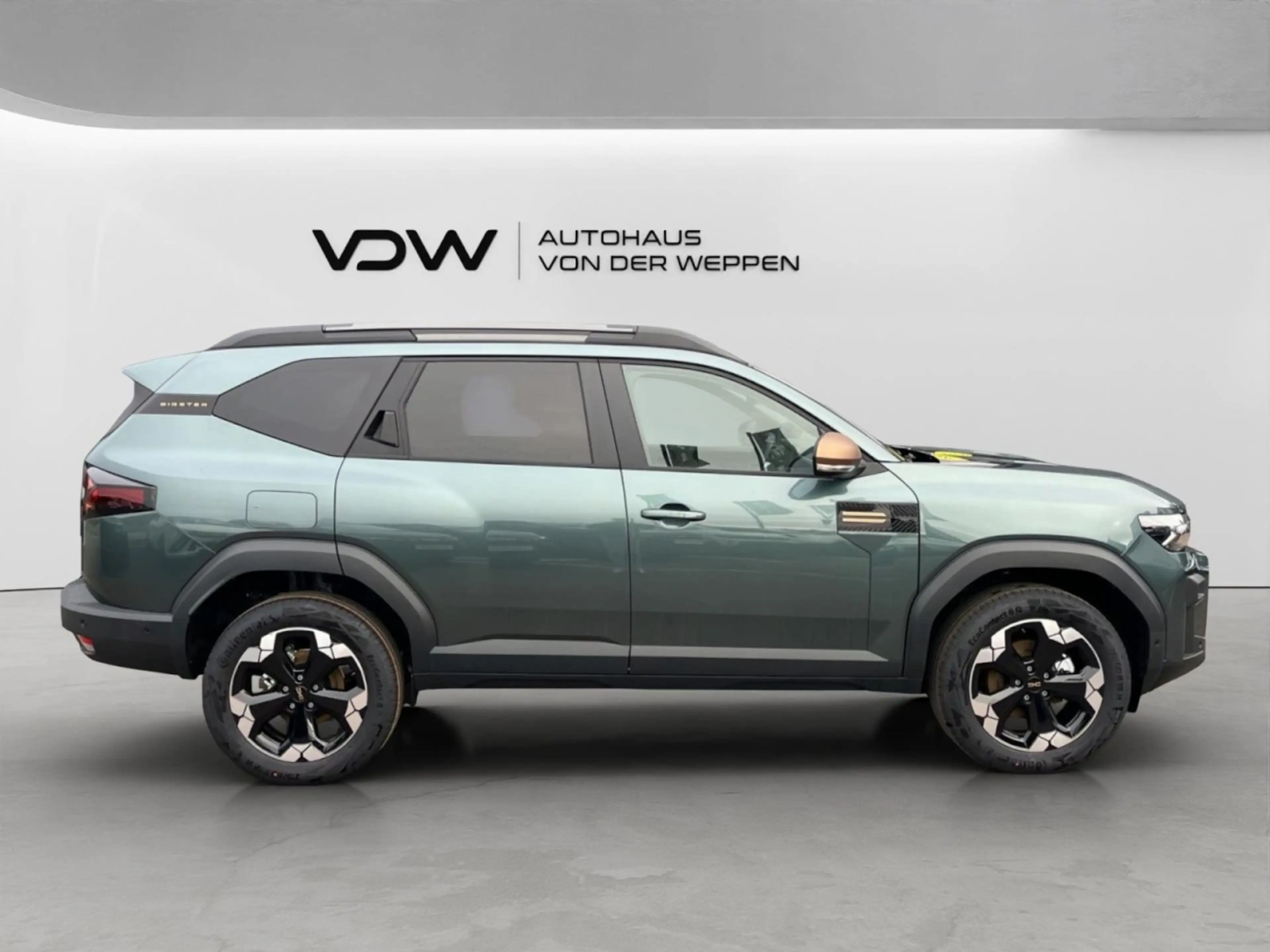 Dacia Bigster Extreme mild hybrid-G 140 auto — photo 6