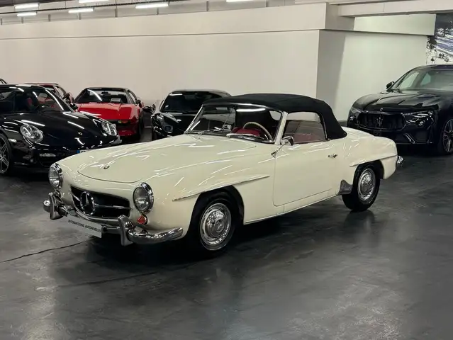 Mercedes-Benz 190 SL R121