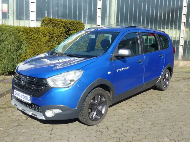 Dacia Lodgy Stepway Celebration 7-Sitzer/Kamera/Navi