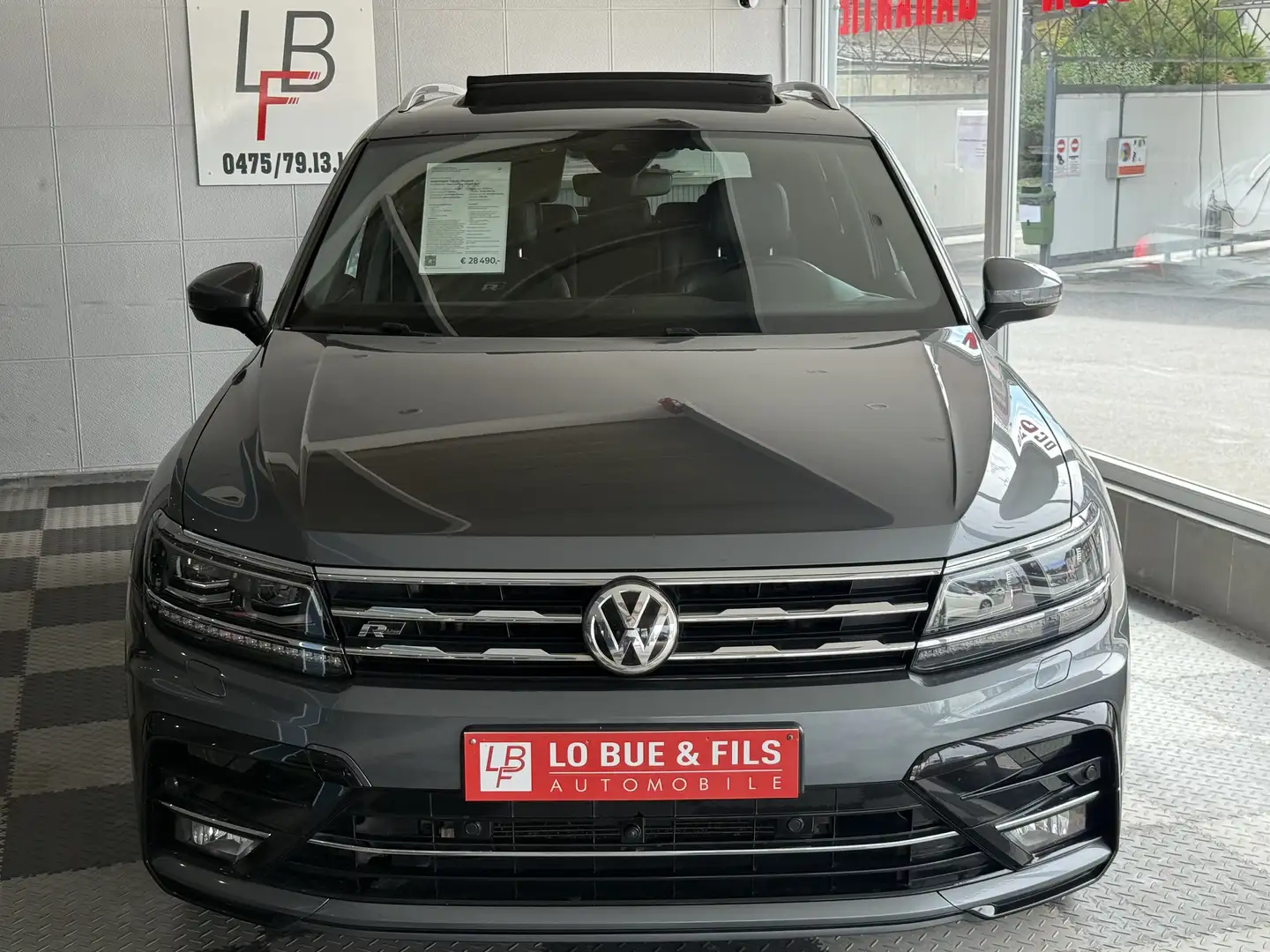 Volkswagen Tiguan Allspace R 1.4 TSI R Line 7 Places Cuir Gps Toit pano Xenon Grijs - 2