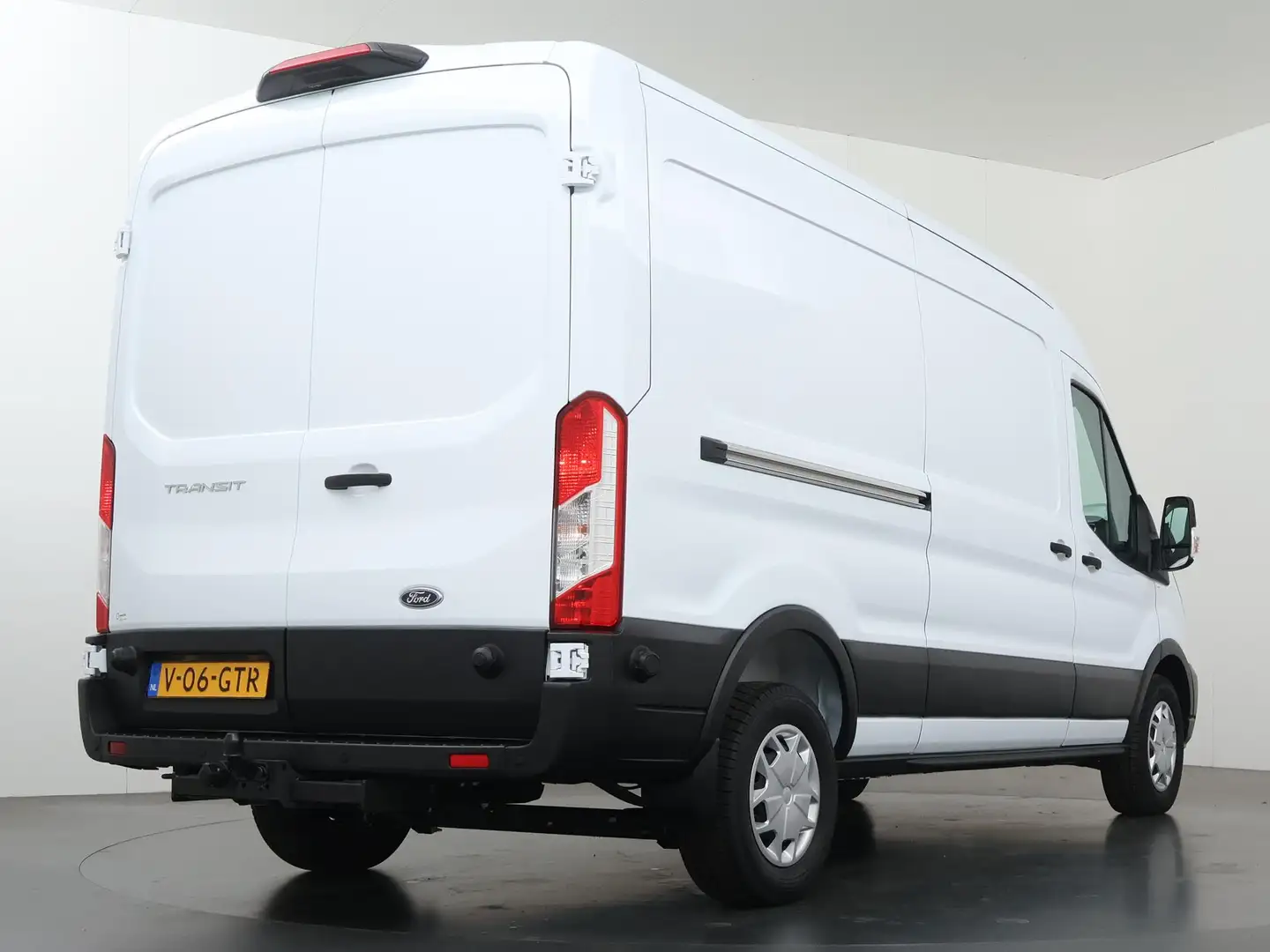 Ford Transit 350 | 2.0 TDCI | L3 H2 | TREND | TREKHAAK 2500 KG Blanc - 2