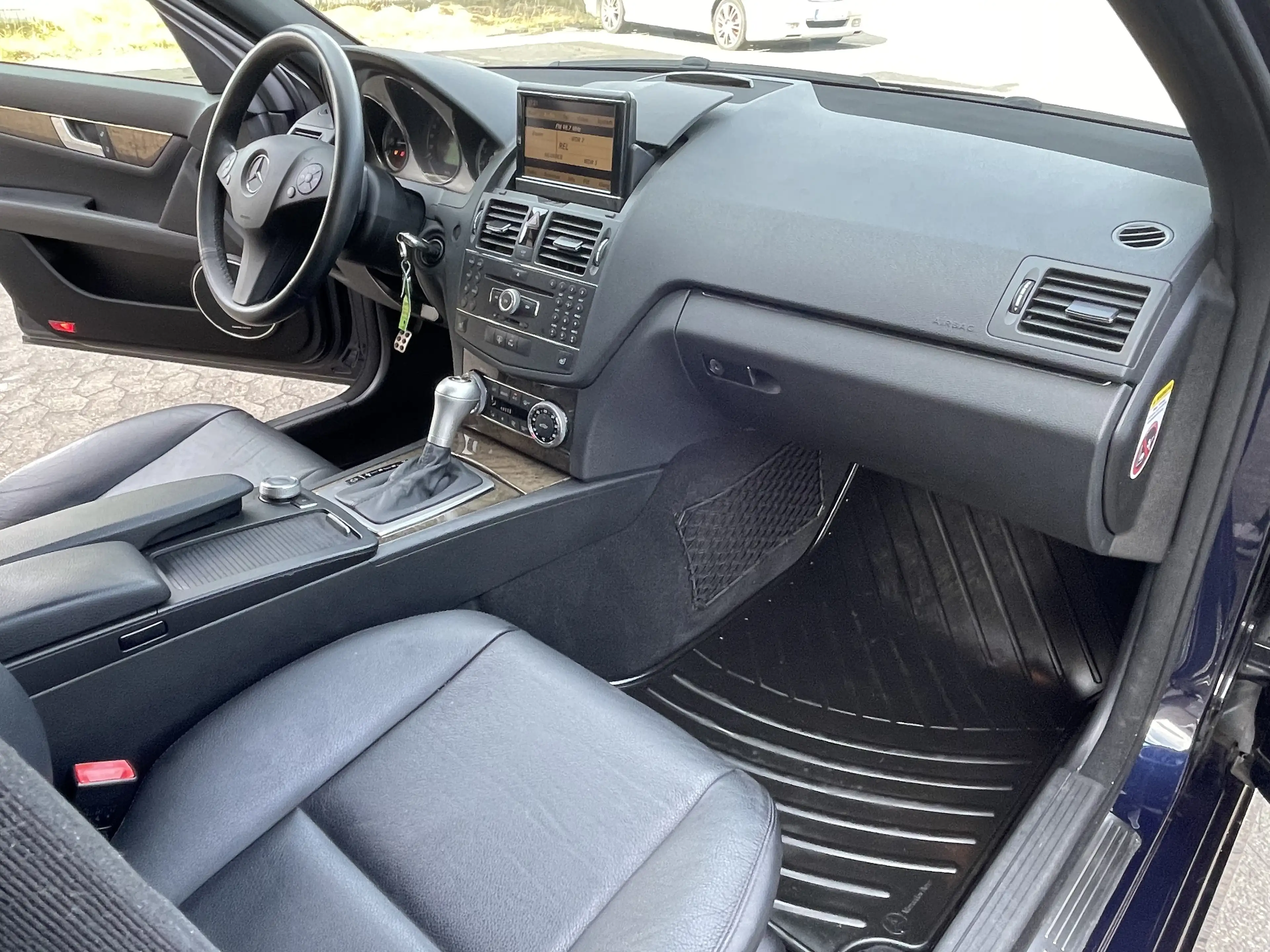 Mercedes-Benz C 350 V6 Sport-Paket AMG-Line Avantgarde 7G-TRONIC 18 Z — photo 14