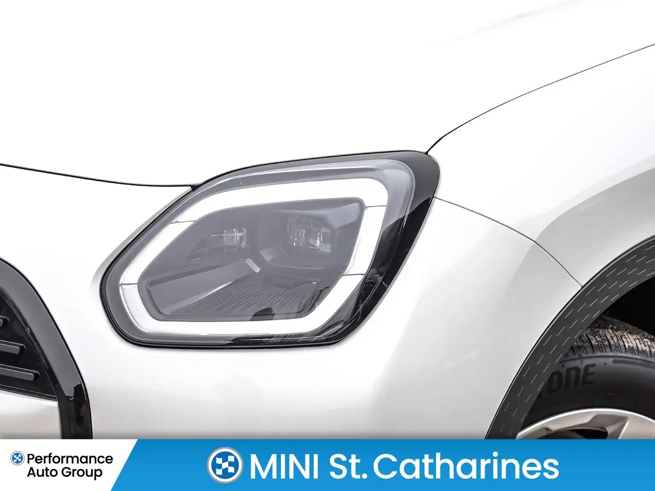 MINI Countryman снимка MINI Countryman