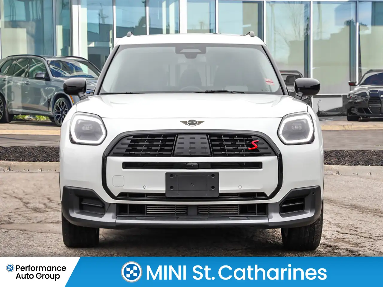 MINI Countryman снимка MINI Countryman