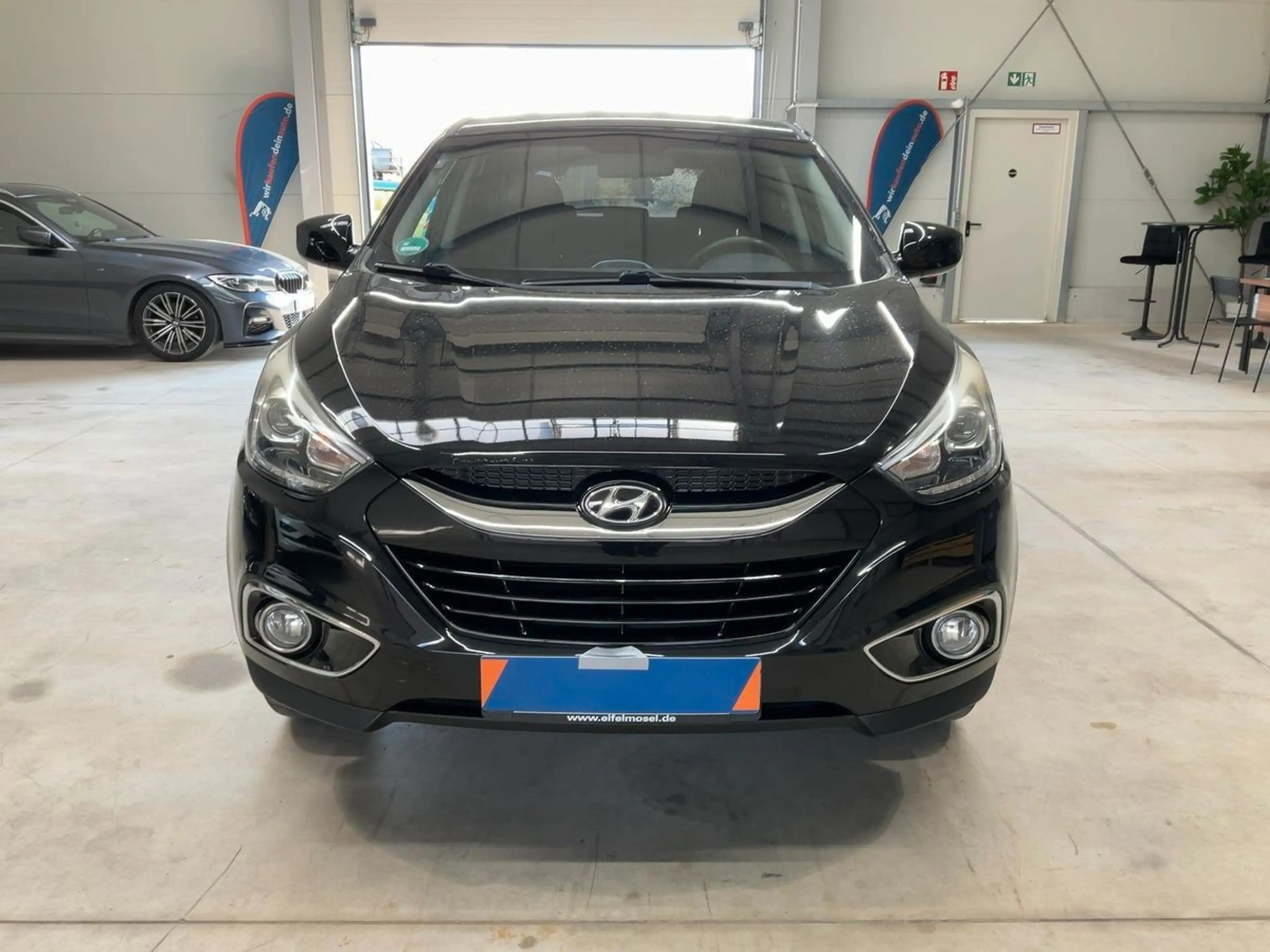 Hyundai iX35 blue Finale 2WD — photo 3
