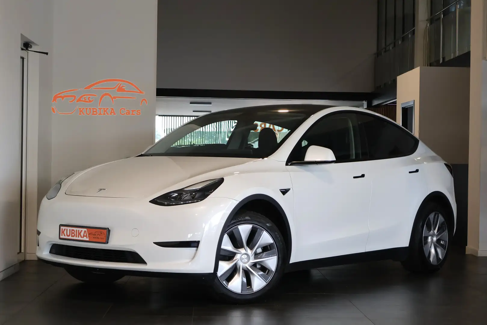 Tesla Model Y Model Y RWD BTW Navi Cam Pano AutoP DodeH Garantie Weiß - 1