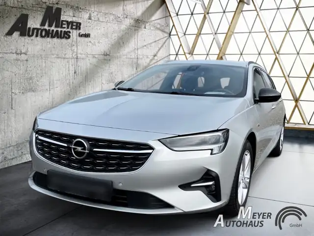 Opel Insignia Elegance B Sports Tourer+Rückfahrkamera+Navi