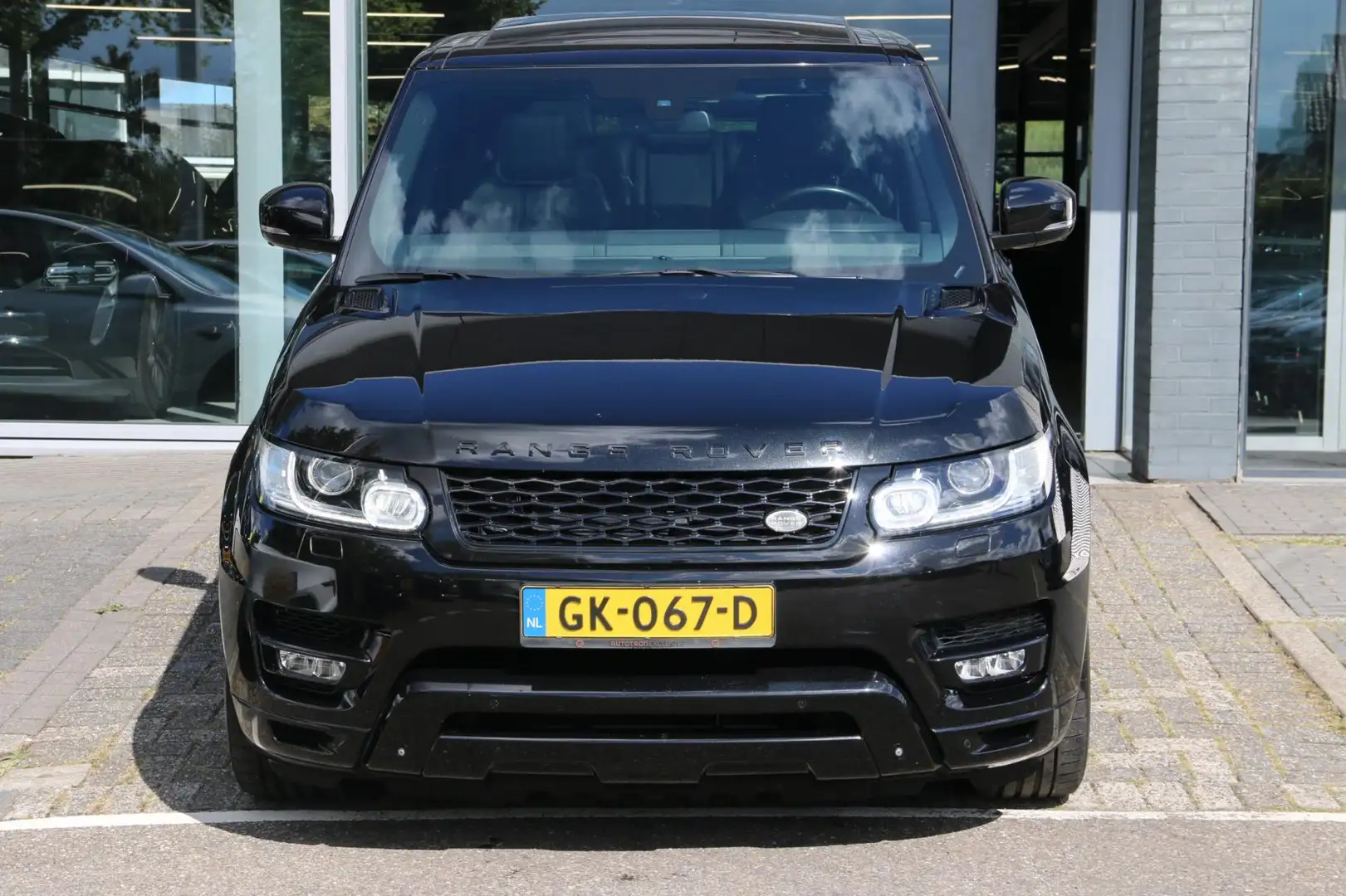 Land Rover Range Rover Sport 3.0 TDV6 HSE Dynamic Schwarz - 2