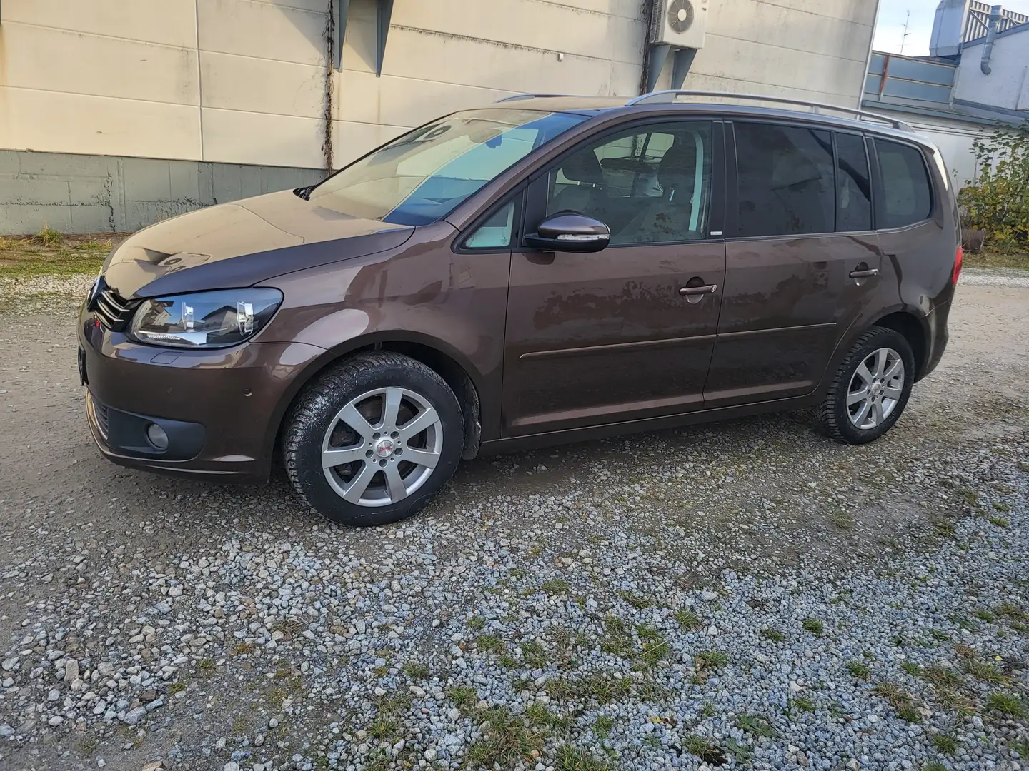 Volkswagen Touran Style Braun - 2