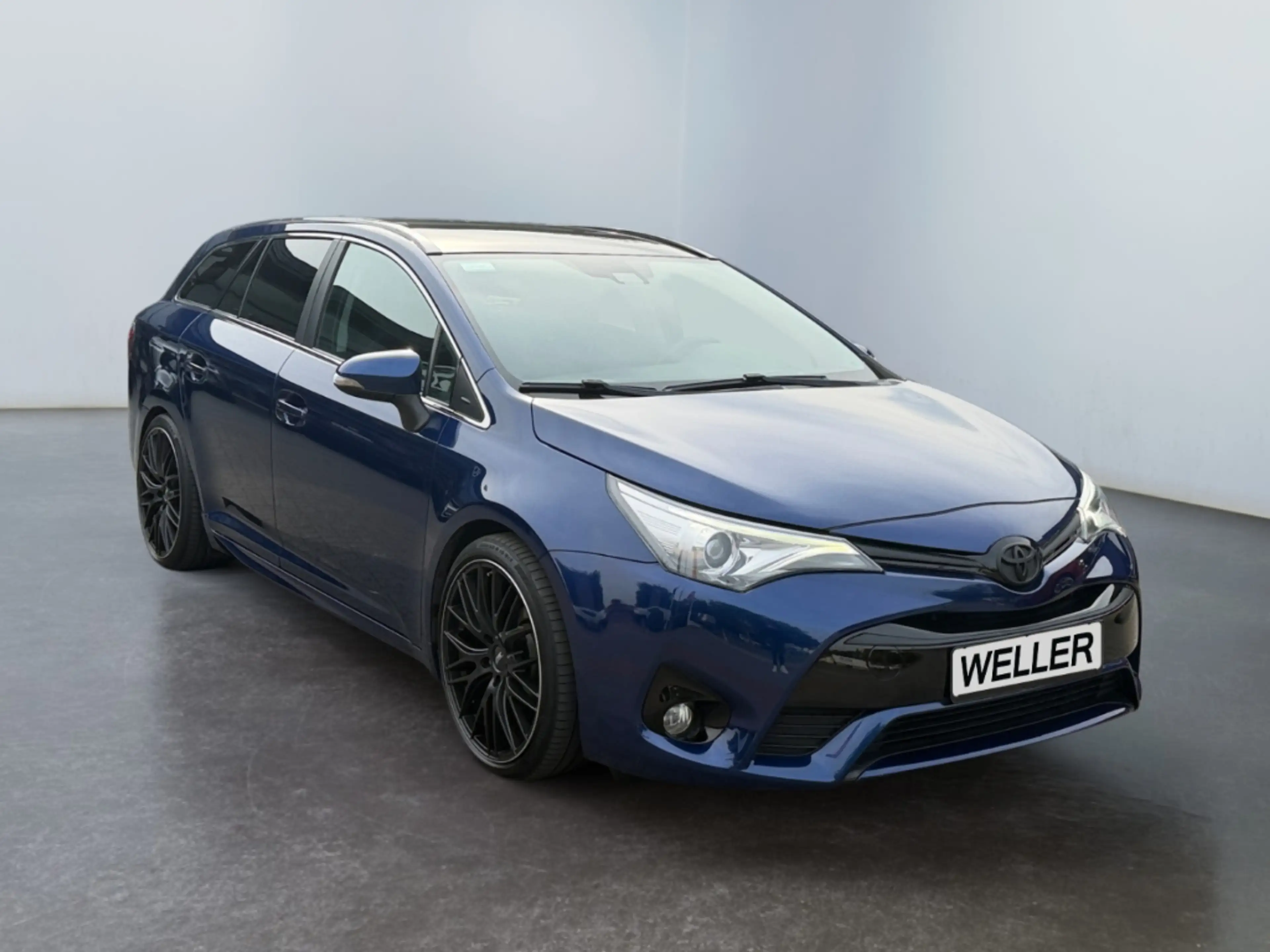 Toyota Avensis Touring Business *LED*R-Kamera*Tempo*SHZ* — photo 2