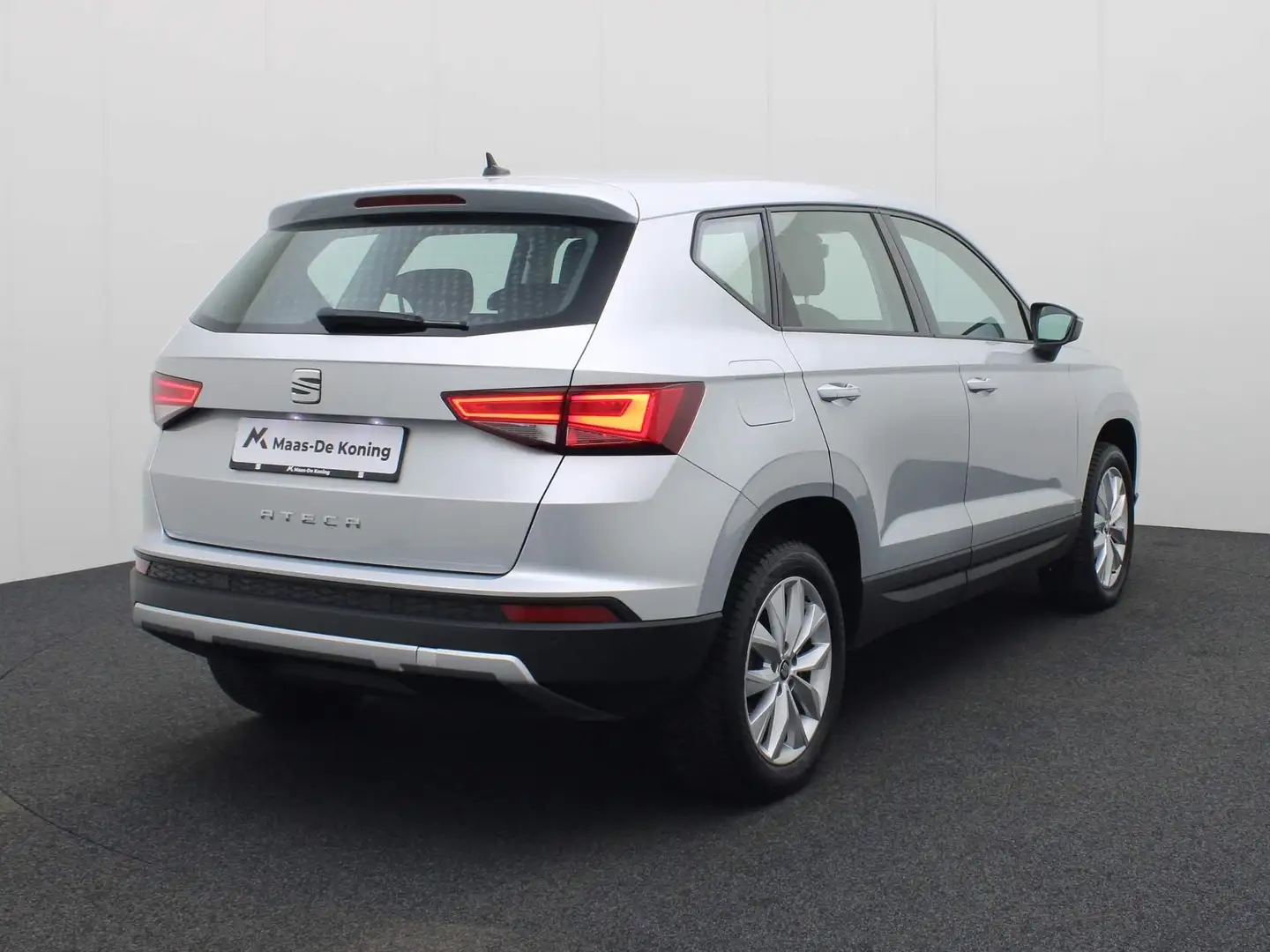 SEAT Ateca 1.4TSI/150PK DSG Style · Navigatie · LED · Stoelve Grijs - 2