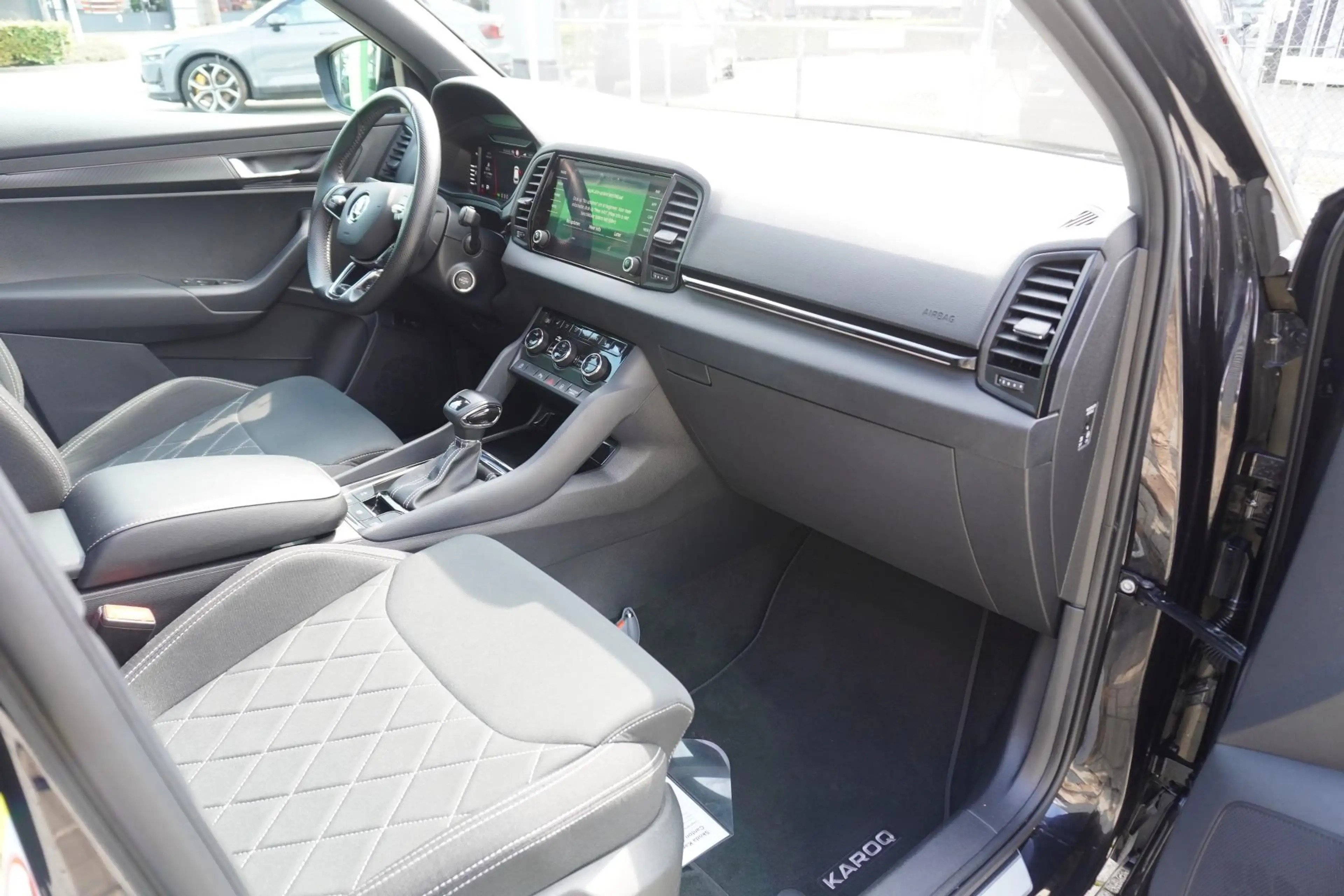 Skoda Karoq 1.5 TSI 150pk DSG ACT Sportline Business | Panoram — photo 5