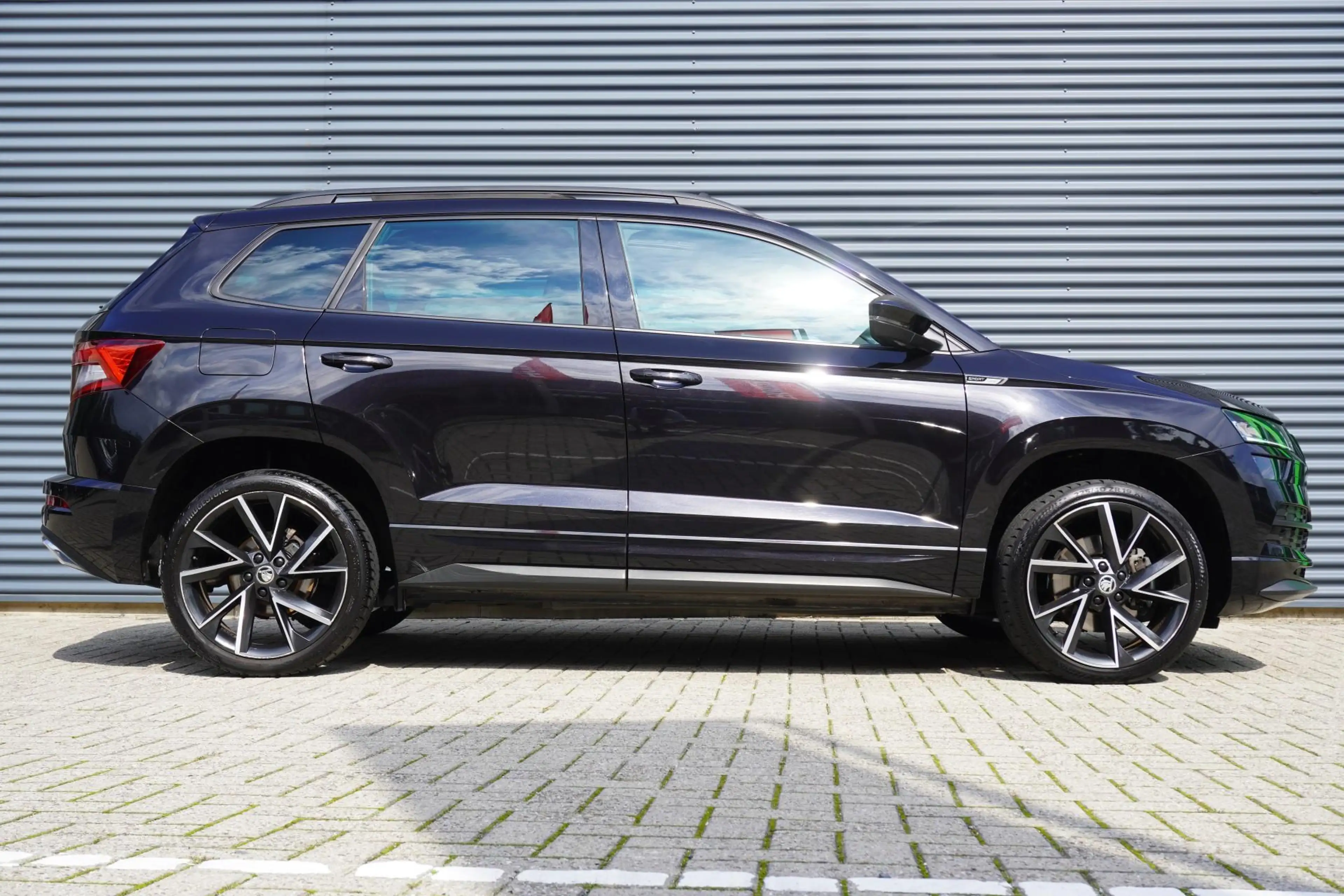 Skoda Karoq 1.5 TSI 150pk DSG ACT Sportline Business | Panoram — photo 3