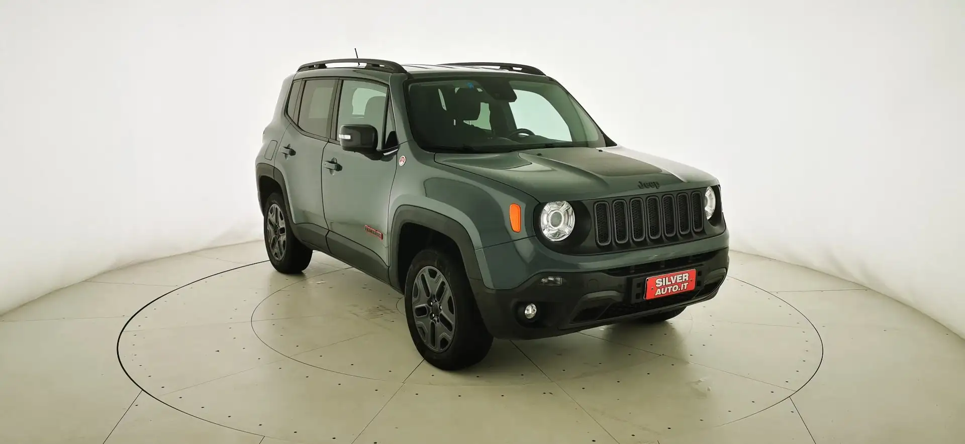 Jeep Renegade 2.0 Mjt 170CV 4WD Active Drive Low Trailhawk Grau - 1