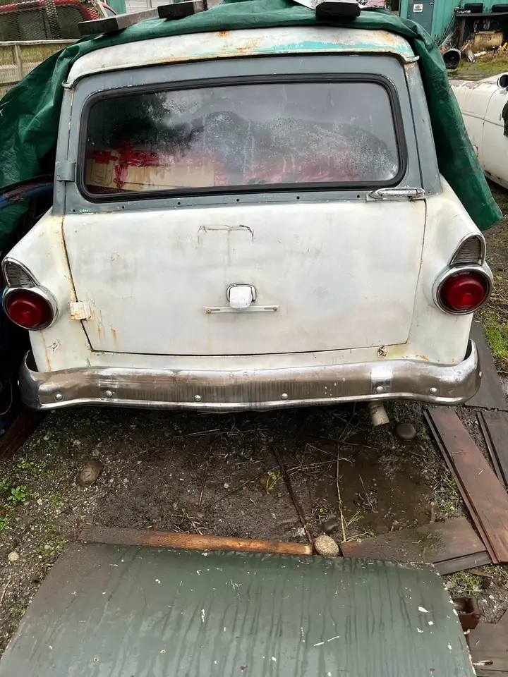 Ford Courier снимка Ford Courier