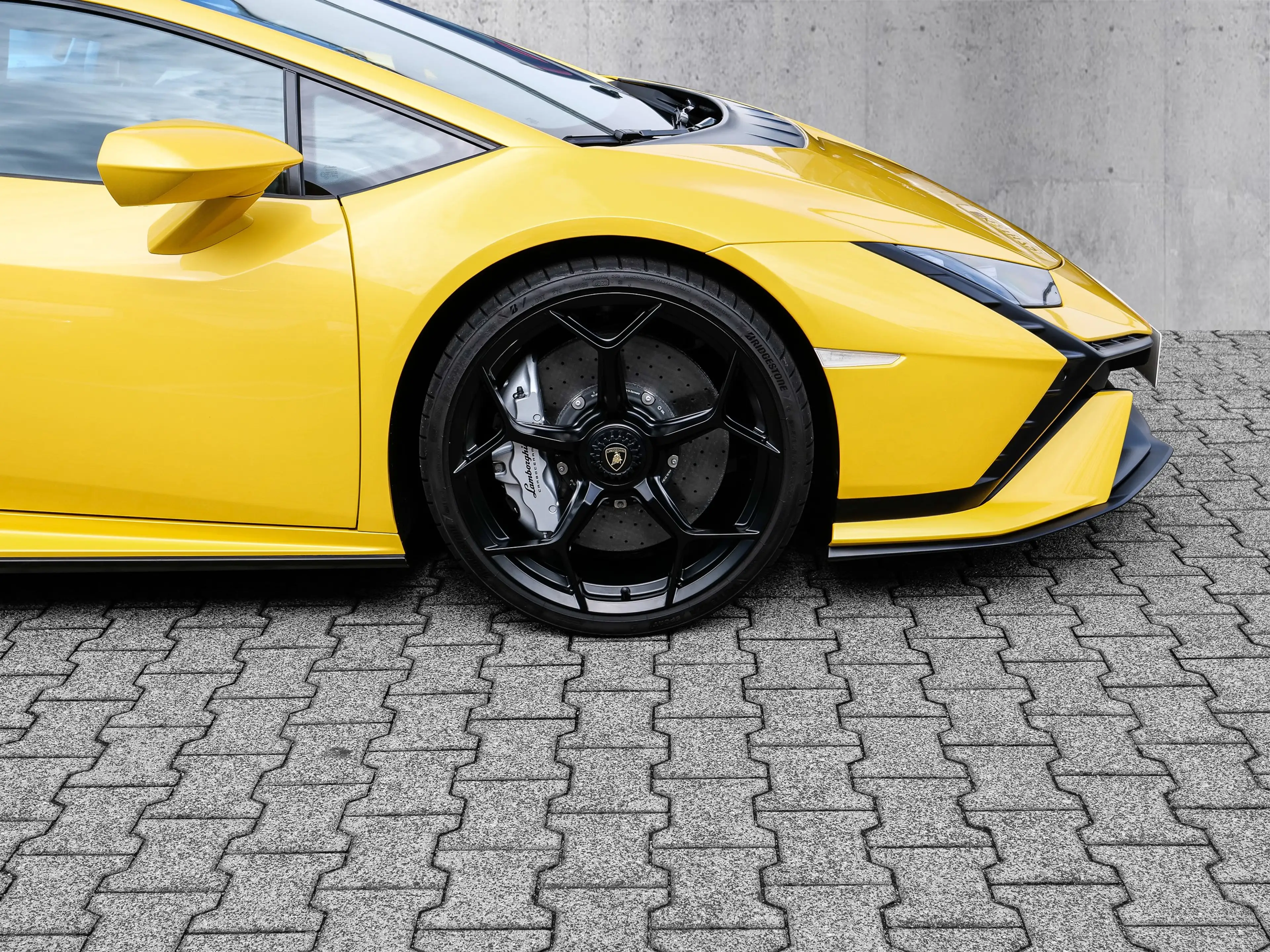 Lamborghini Huracán Tecnica Giallo Inti, Functional Pack — photo 9