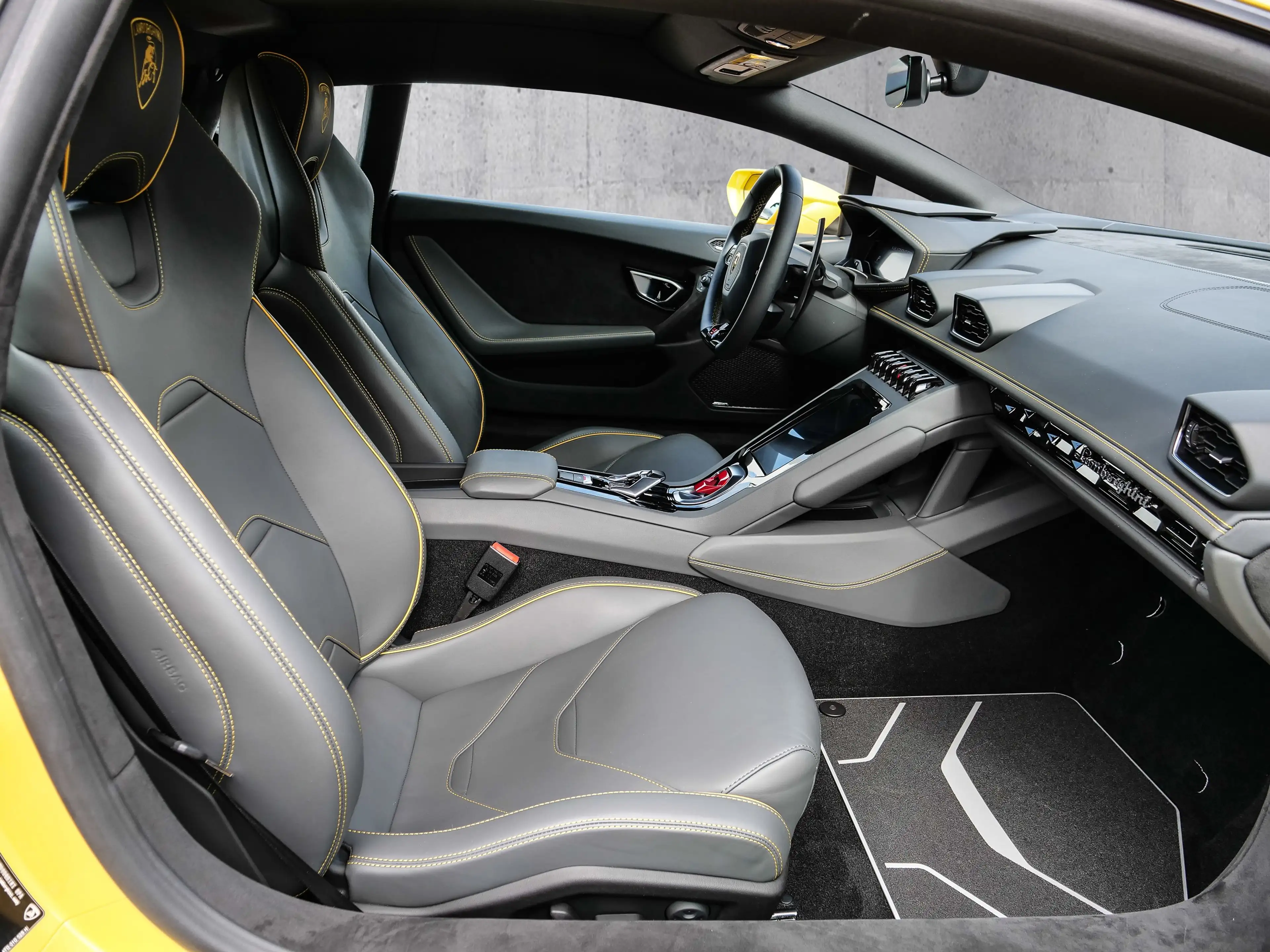 Lamborghini Huracán Tecnica Giallo Inti, Functional Pack — photo 6