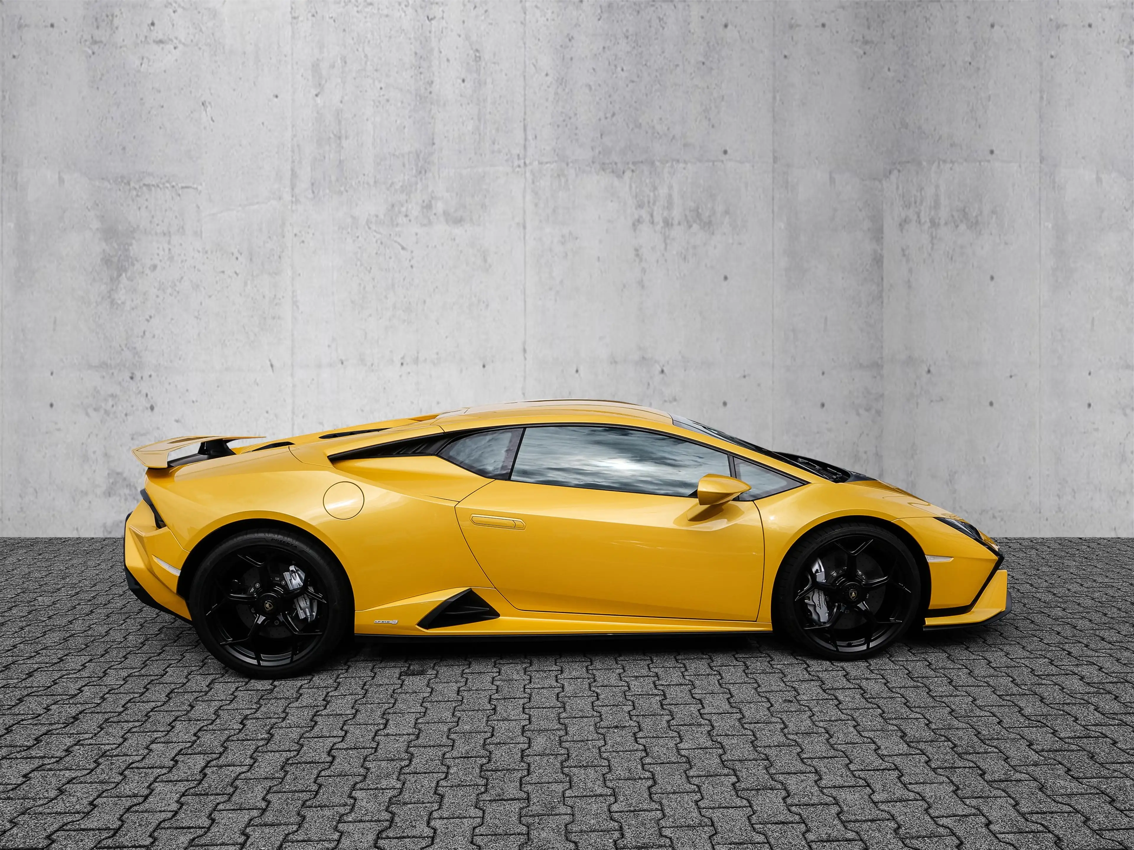 Lamborghini Huracán Tecnica Giallo Inti, Functional Pack — photo 2