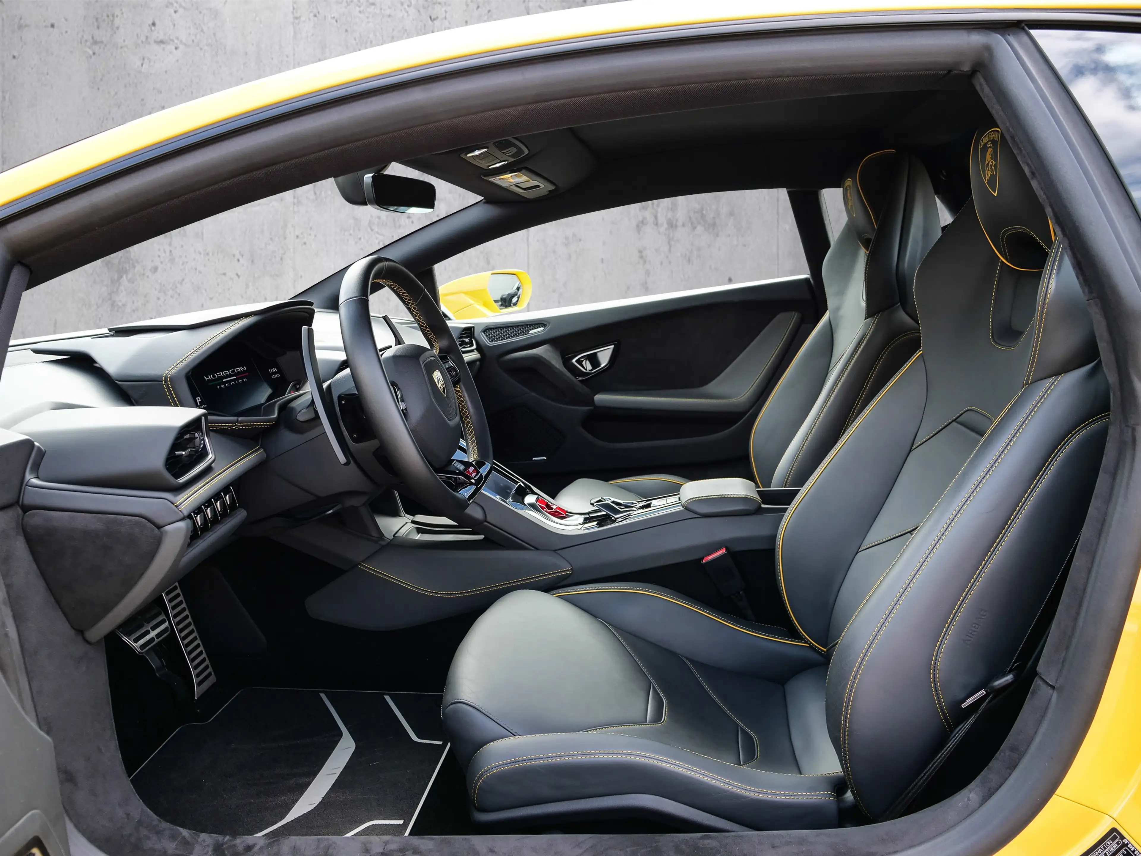 Lamborghini Huracán Tecnica Giallo Inti, Functional Pack — photo 8