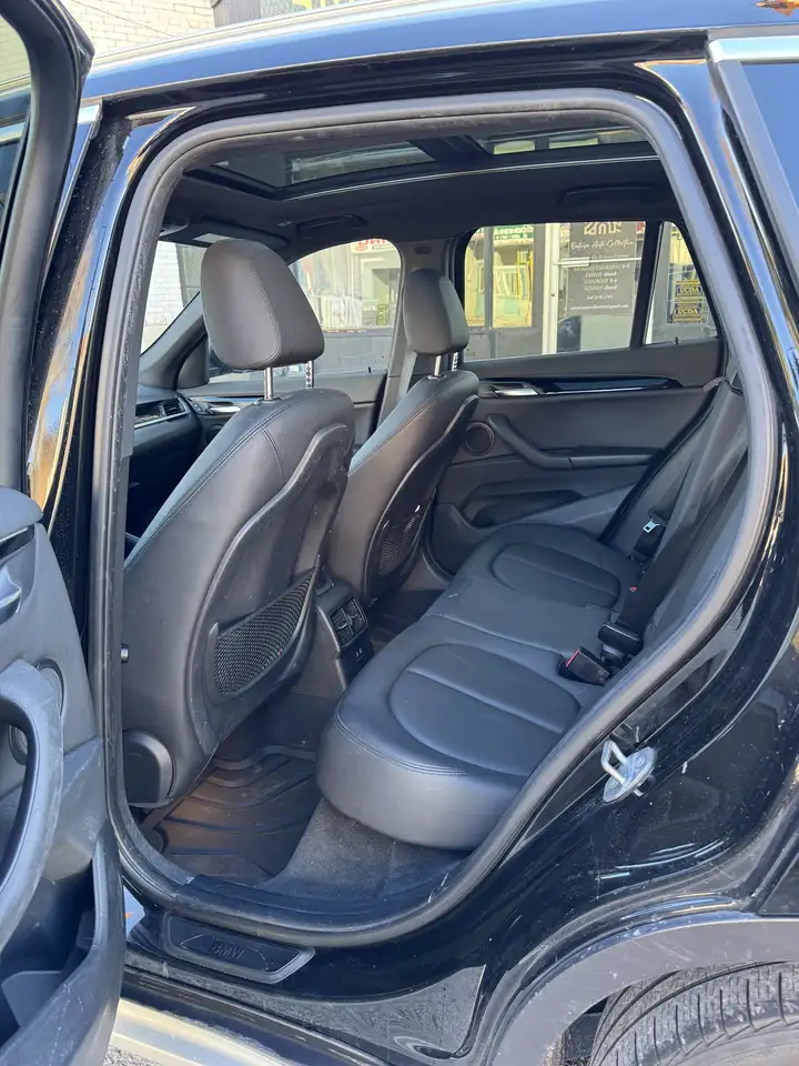 BMW X1 снимка BMW X1