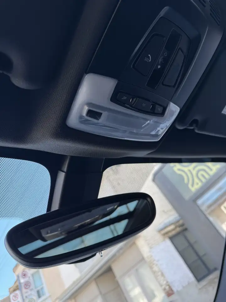 BMW X1 снимка BMW X1