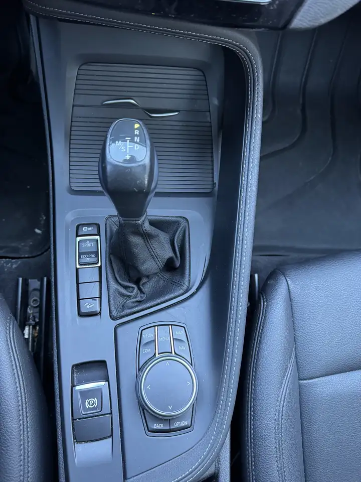 BMW X1 снимка BMW X1