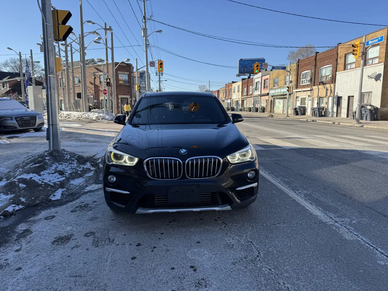 BMW X1 снимка BMW X1