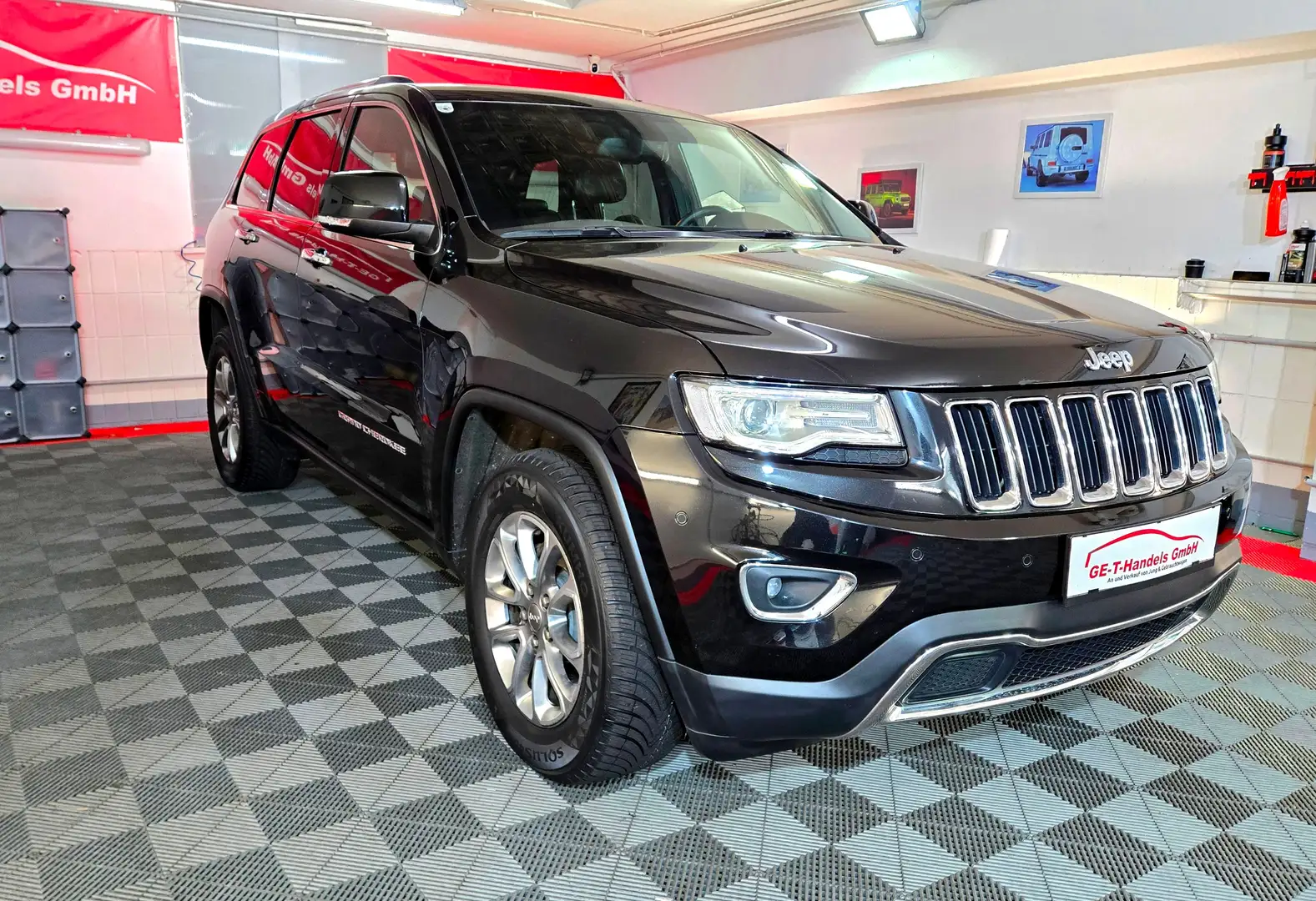 Jeep Grand Cherokee 3,0 V6 CRD Limited Edition 1 Besitz LED Aut. Schwarz - 2