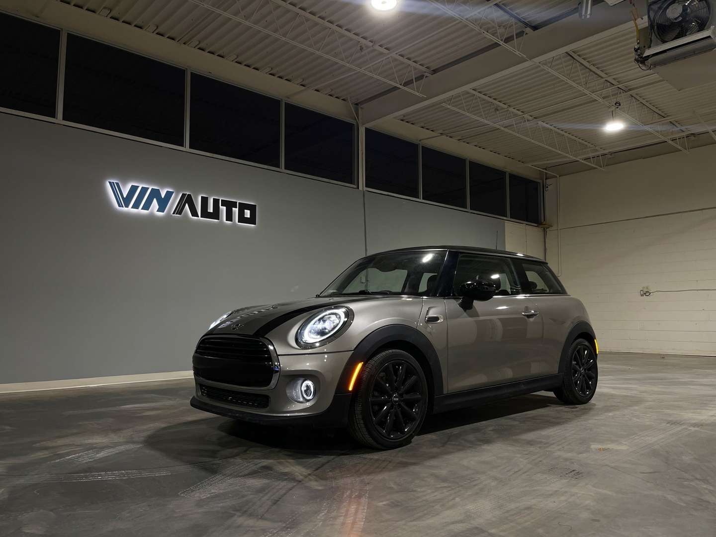 2020 MINI 3 Door Base | Premium Pkg | HarmonKardon | Low Mileage!