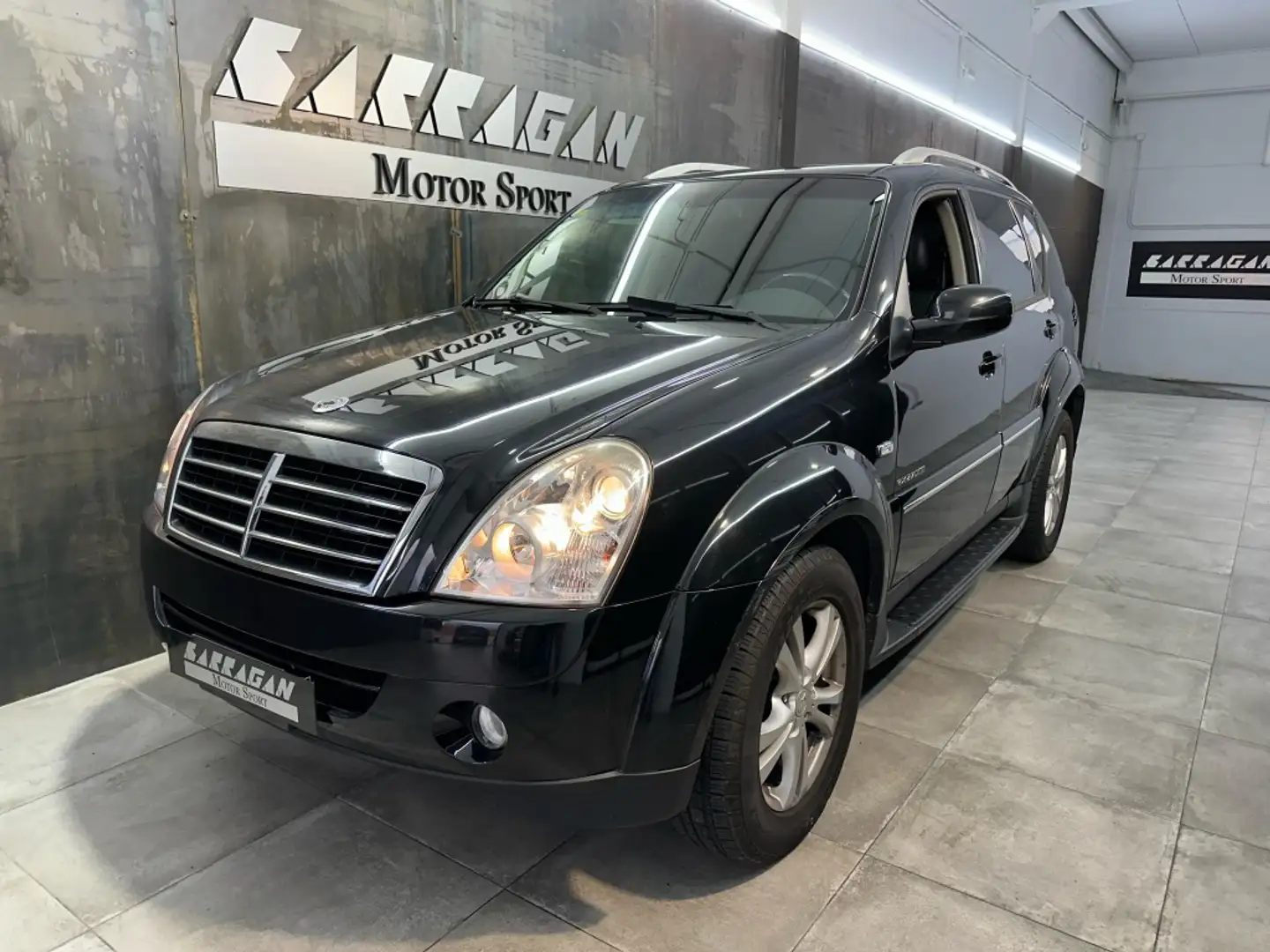 SsangYong Rexton 270XVT Limited Aut. 179 Nero - 1