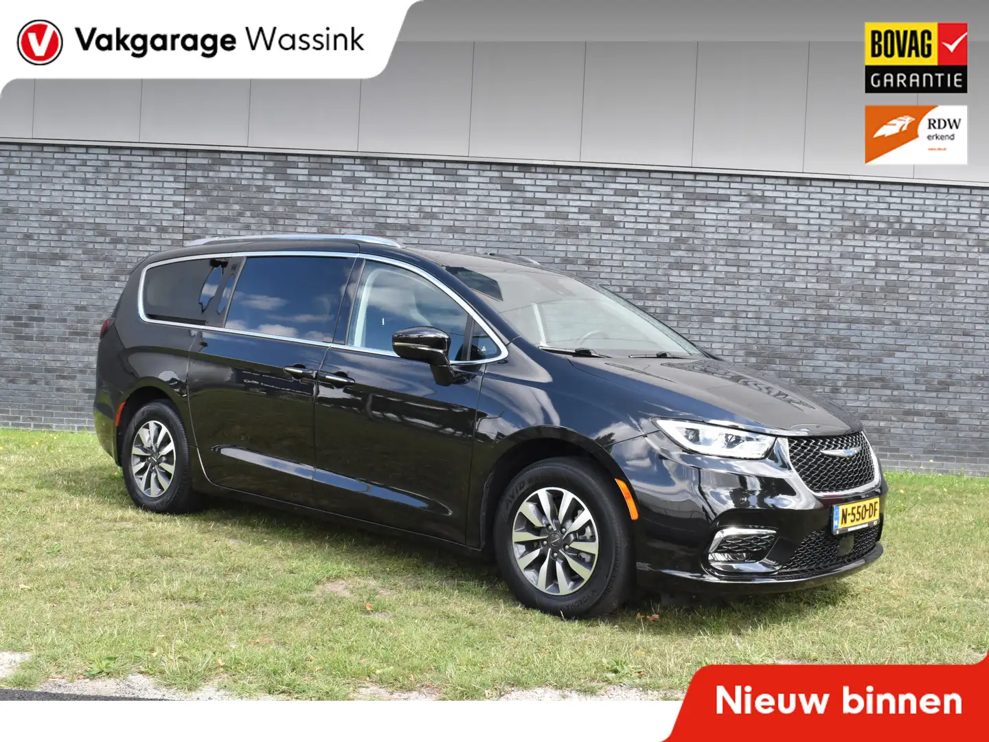 Chrysler Pacifica HYBRID 7-p 1-eig Plugin-hybride 7-Persoons Prijs i Noir - 1