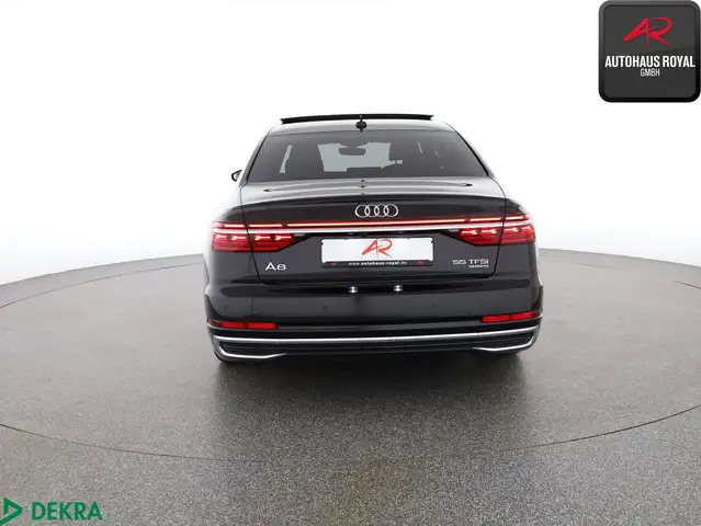 Audi A8 view 4