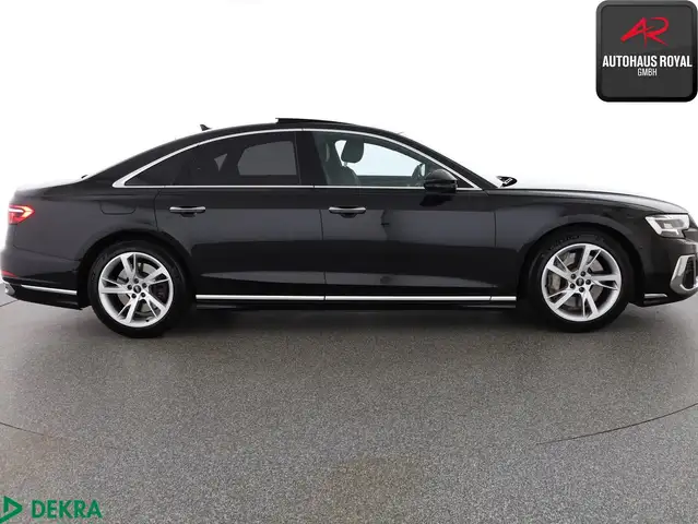 Audi A8 view 6