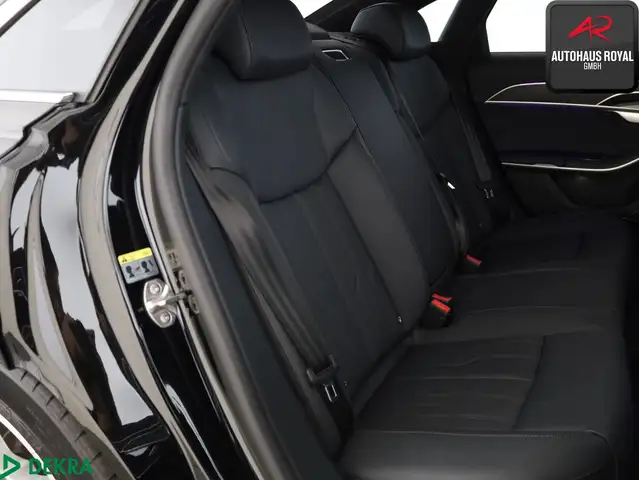 Audi A8 view 13