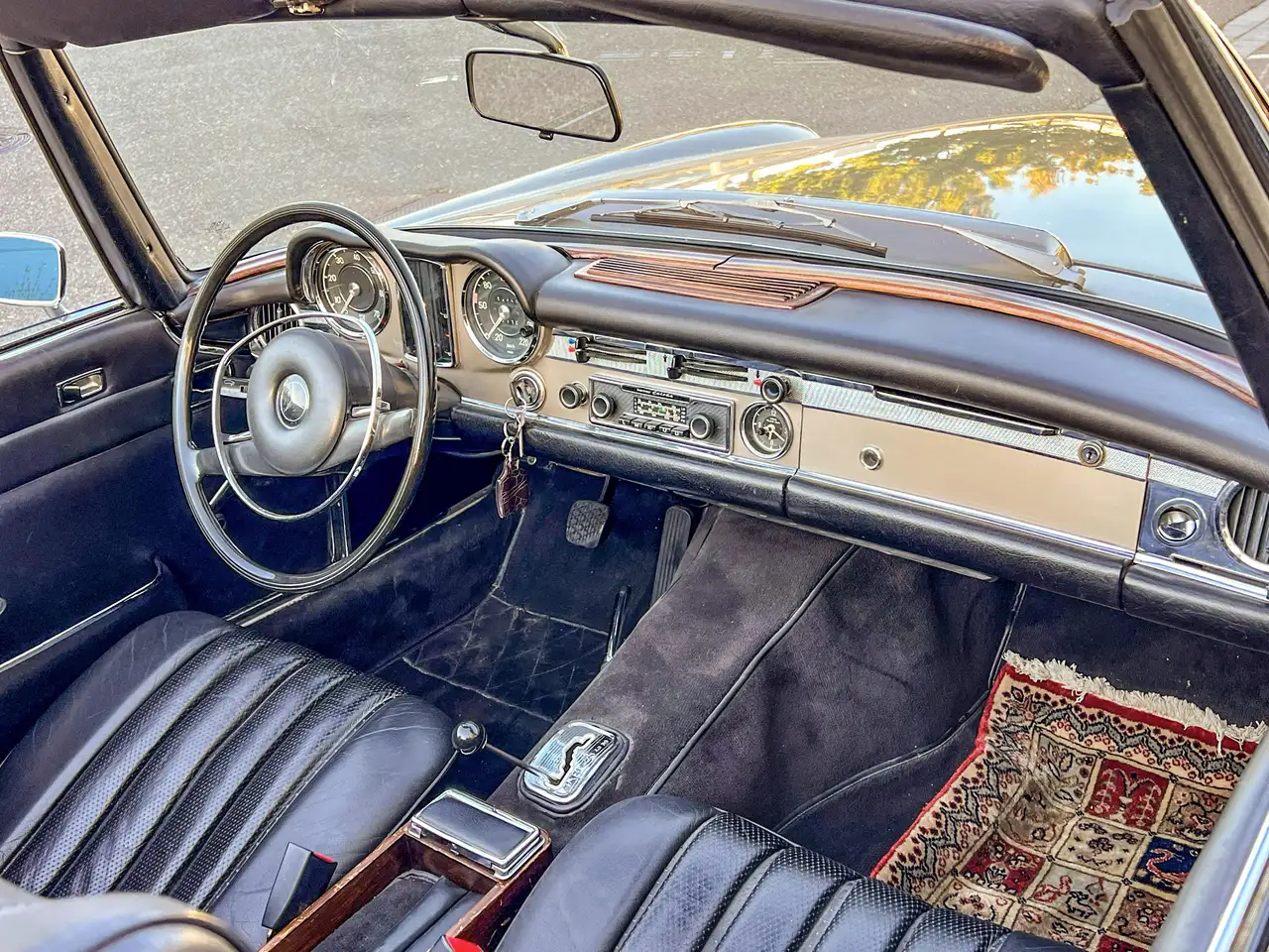 Mercedes-Benz 280 SL, foto 11
