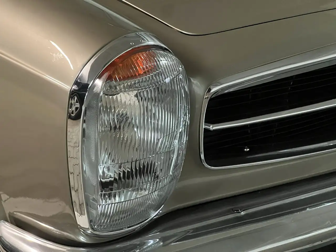 Mercedes-Benz 280 SL, foto 7