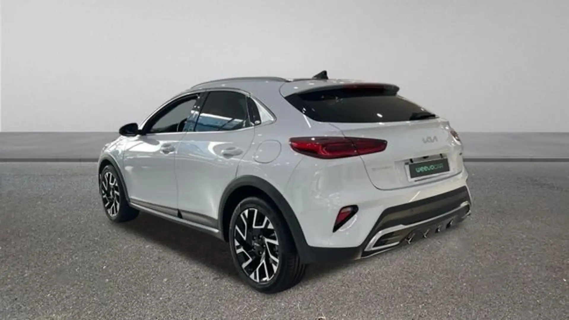 Kia XCeed 1.6 PHEV eMotion Aut. Blanco - 2