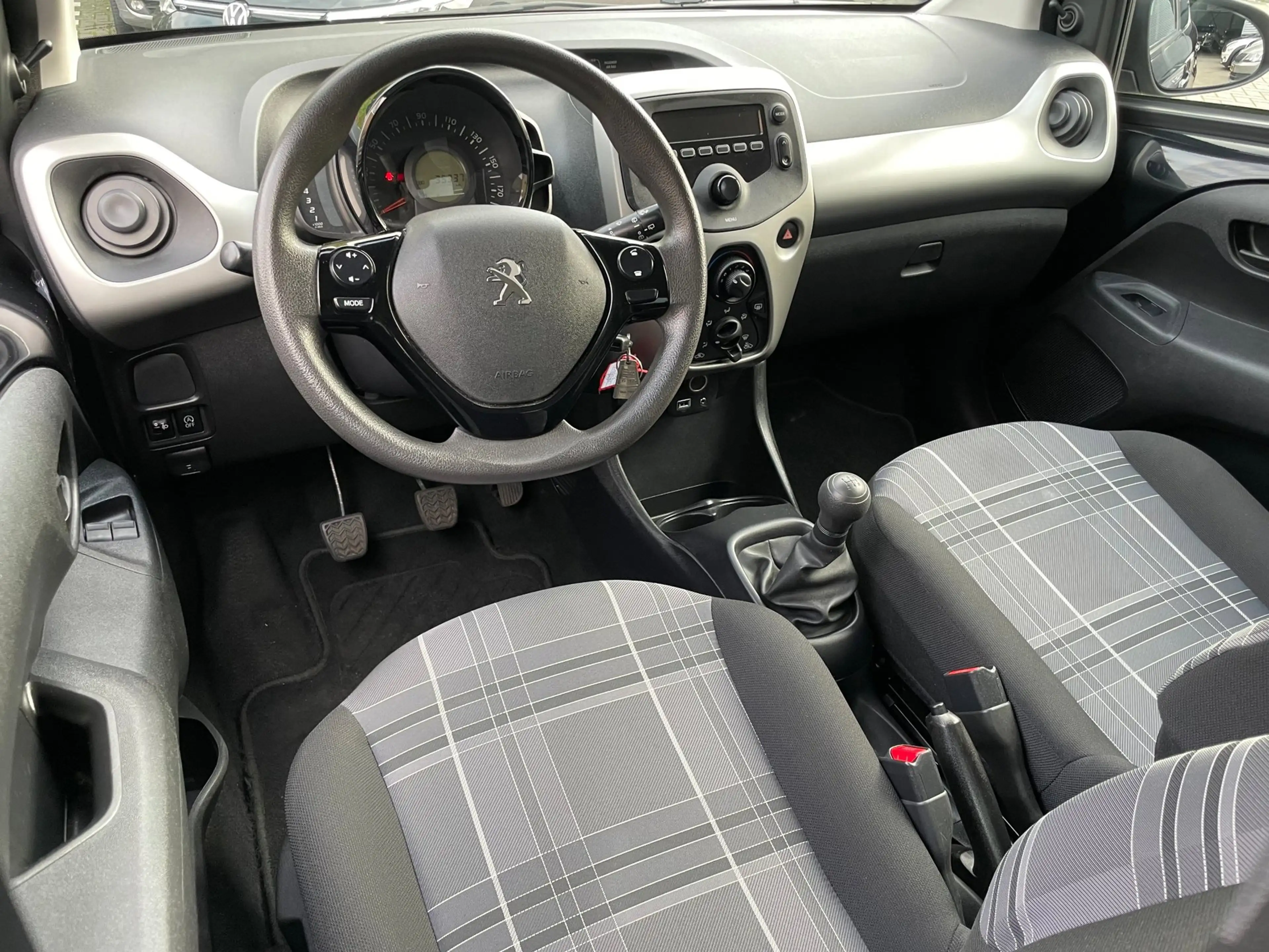 Peugeot 108 1.0 e-VTi Active 1e Eigenaar! Airco NAP APK — photo 8