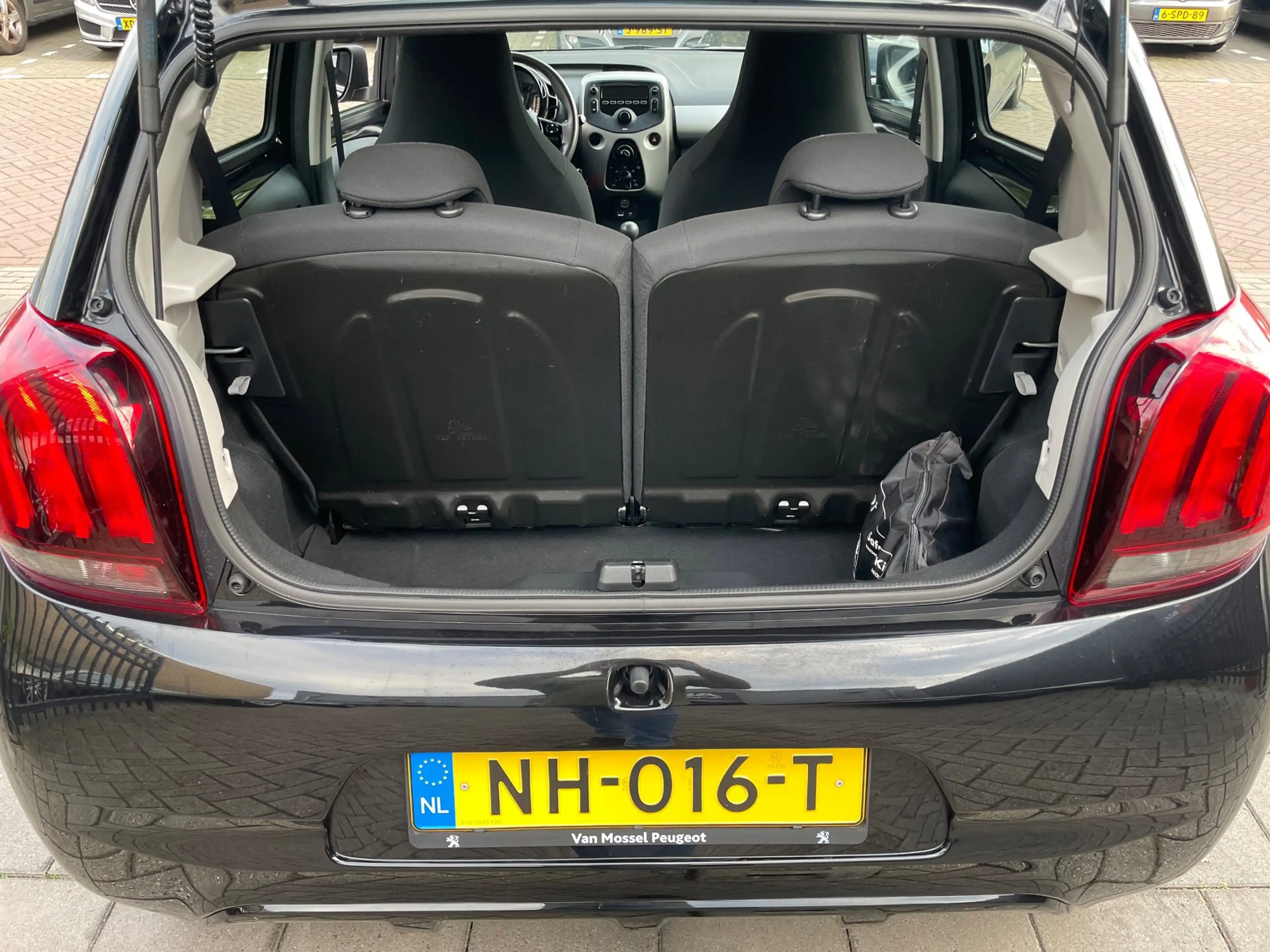 Peugeot 108 1.0 e-VTi Active 1e Eigenaar! Airco NAP APK — photo 10