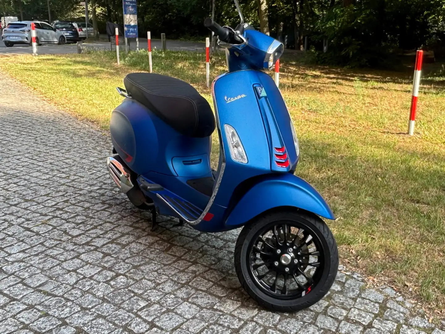 Vespa Sprint 50 Blau - 1