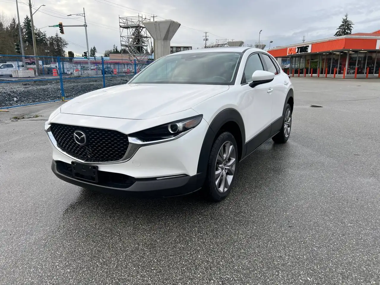 Mazda CX-30 photo Mazda CX-30